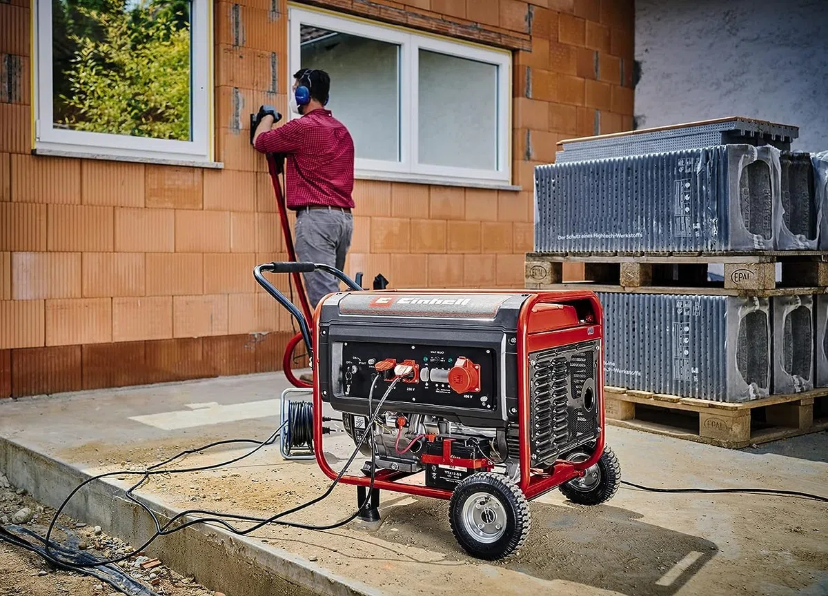 Einhell Generatore di corrente (a benzina) TC-PG 65/E5 (potenza continua 3,2 kW a 230 V e 3,6 kW a 400 V, corrente nominale da 13 A a 230 V, serbatoio da 25 l per benzina Super E5)