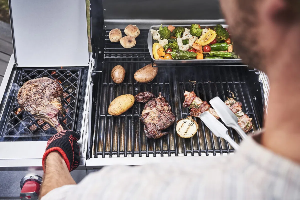 Char-Broil Advantage PRO S 3 Barbecue a gas 3 bruciatori bruciatore Sear ceramica padella grigliare