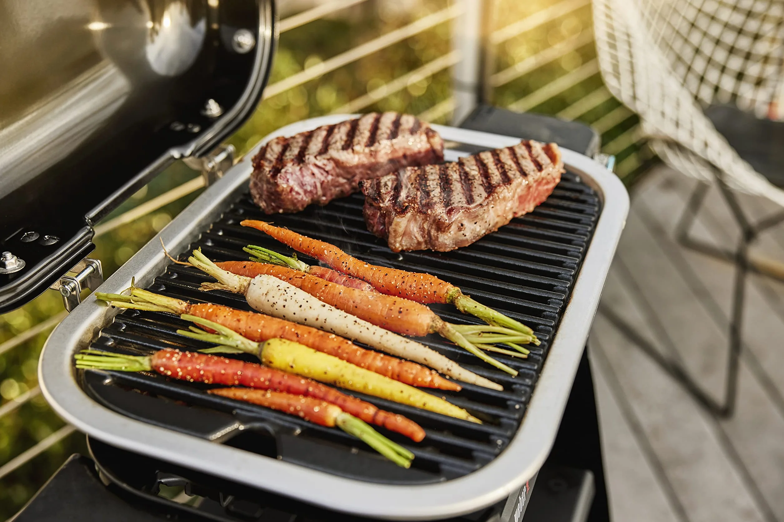 Weber Lumin Compact Barbecue Elettrico con Stand 43x32cm 315°C Nero