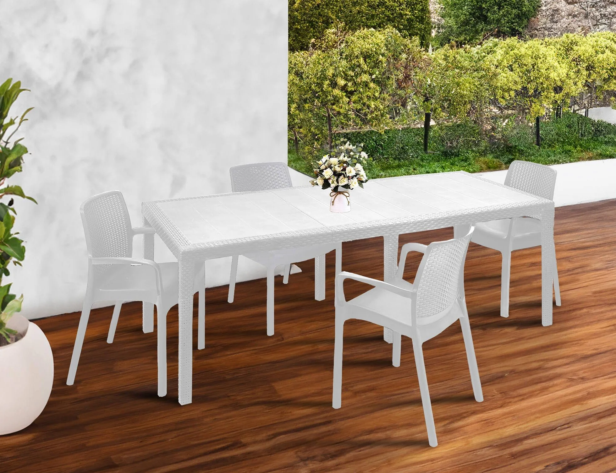 Dmora Set salotto da esterno Manarola, tavolo allungabile con 4 sedie, effetto rattan, Made in Italy, Bianco