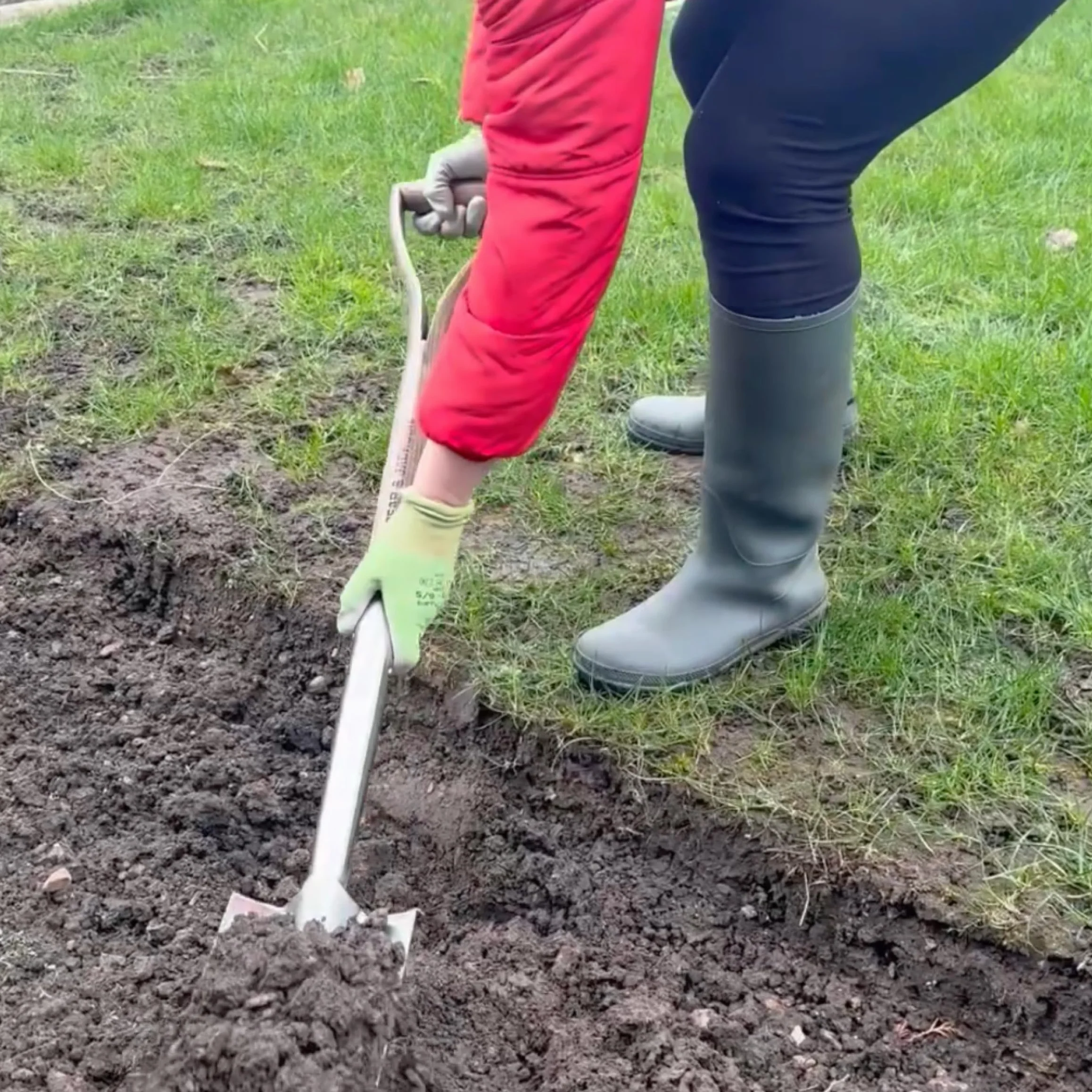 Spear & Jackson Vanghe Tradizionali in Acciaio Inox – Ideali per Scavi, Giardinaggio e Lavori da Bordo