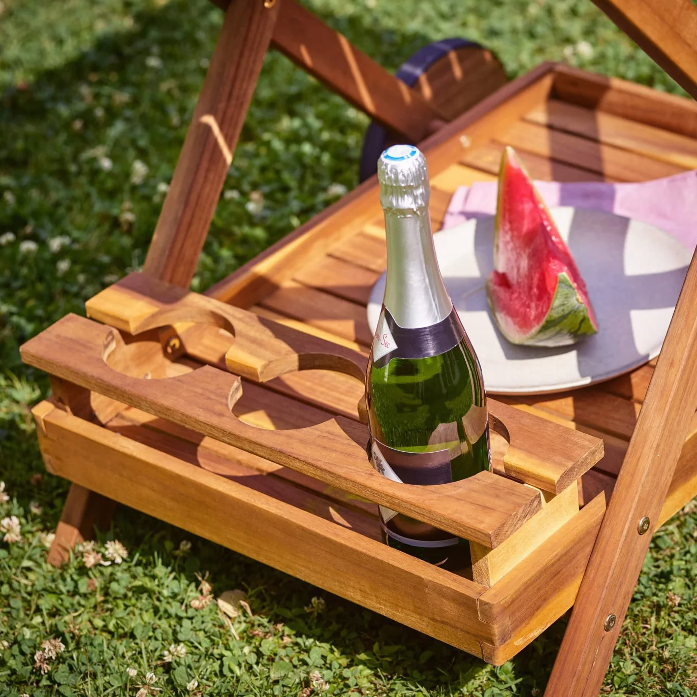 Casaria Carrello da Cucina Portavivande Legno di Acacia FSC 2 Ripiani Vassoio 3 Portabottiglie