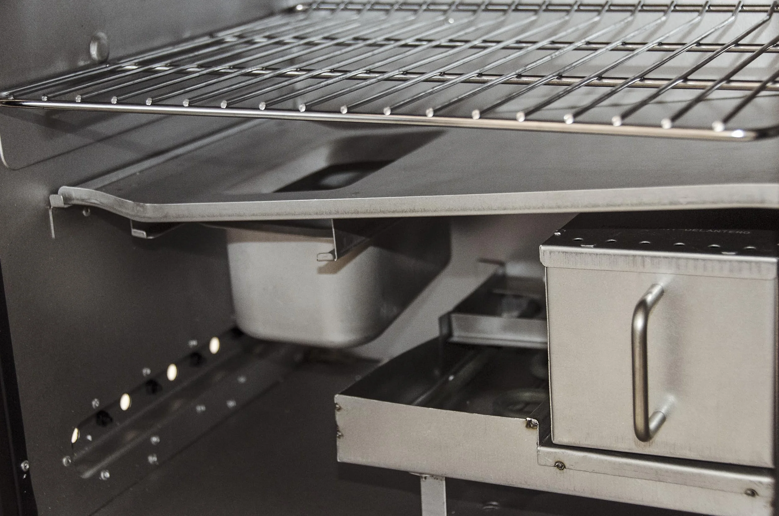 Char-Broil Digital Smoker 2.0 affumicatore elettrico doppia parete controllo temperatura 37-135°C 4 griglie