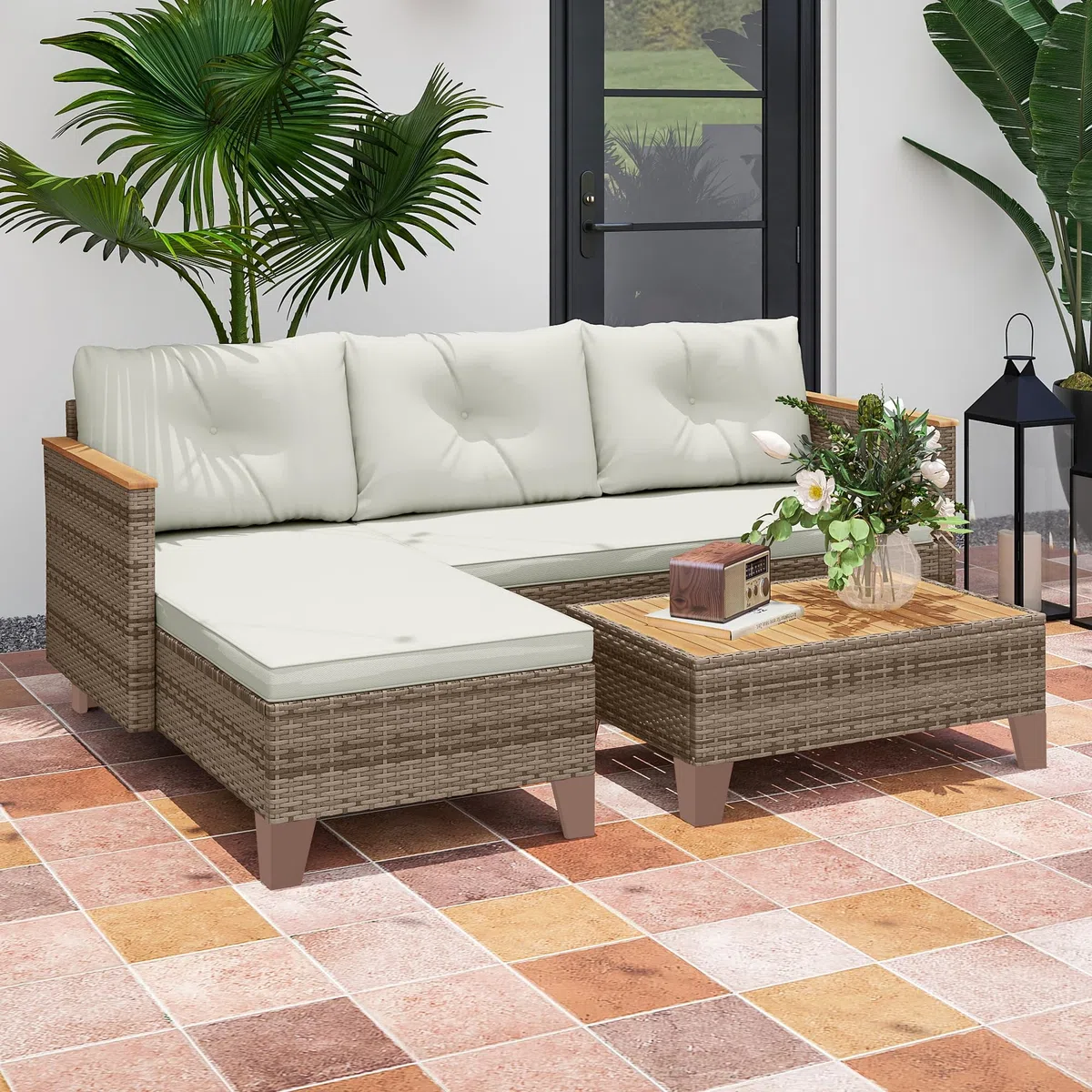 Outsunny Set di Mobili da Giardino in Rattan 3 Pezzi, Salotto da Esterno con Divano a 2 Posti, Chaise Longue, Tavolino da Caffè in Vetro e Cuscini Lavabili, Struttura in Acciaio, Cachi/Crema