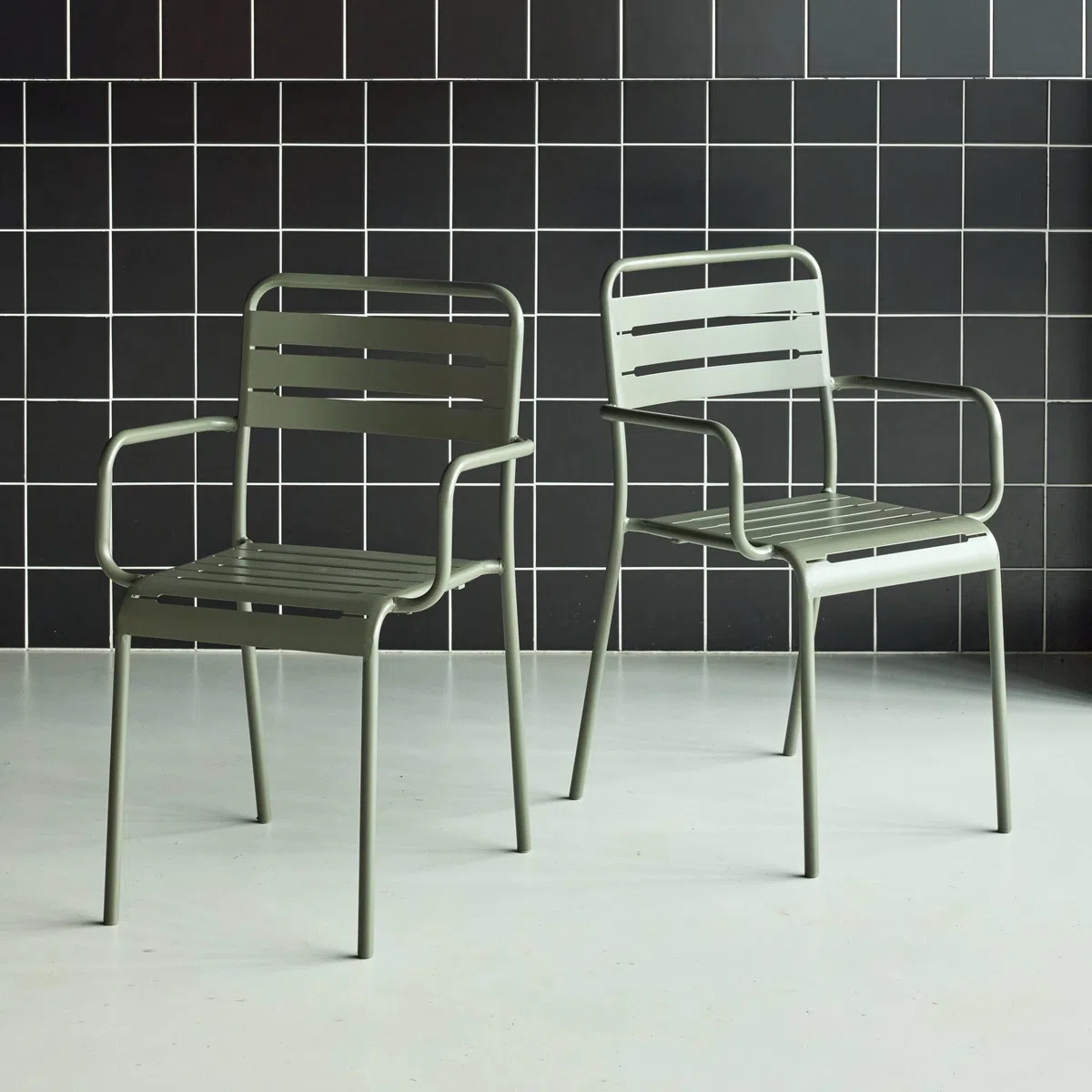 sweeek Set 2 sedie da Giardino bistrot in Acciaio Verde Kaki 50.4x53x79.5 cm