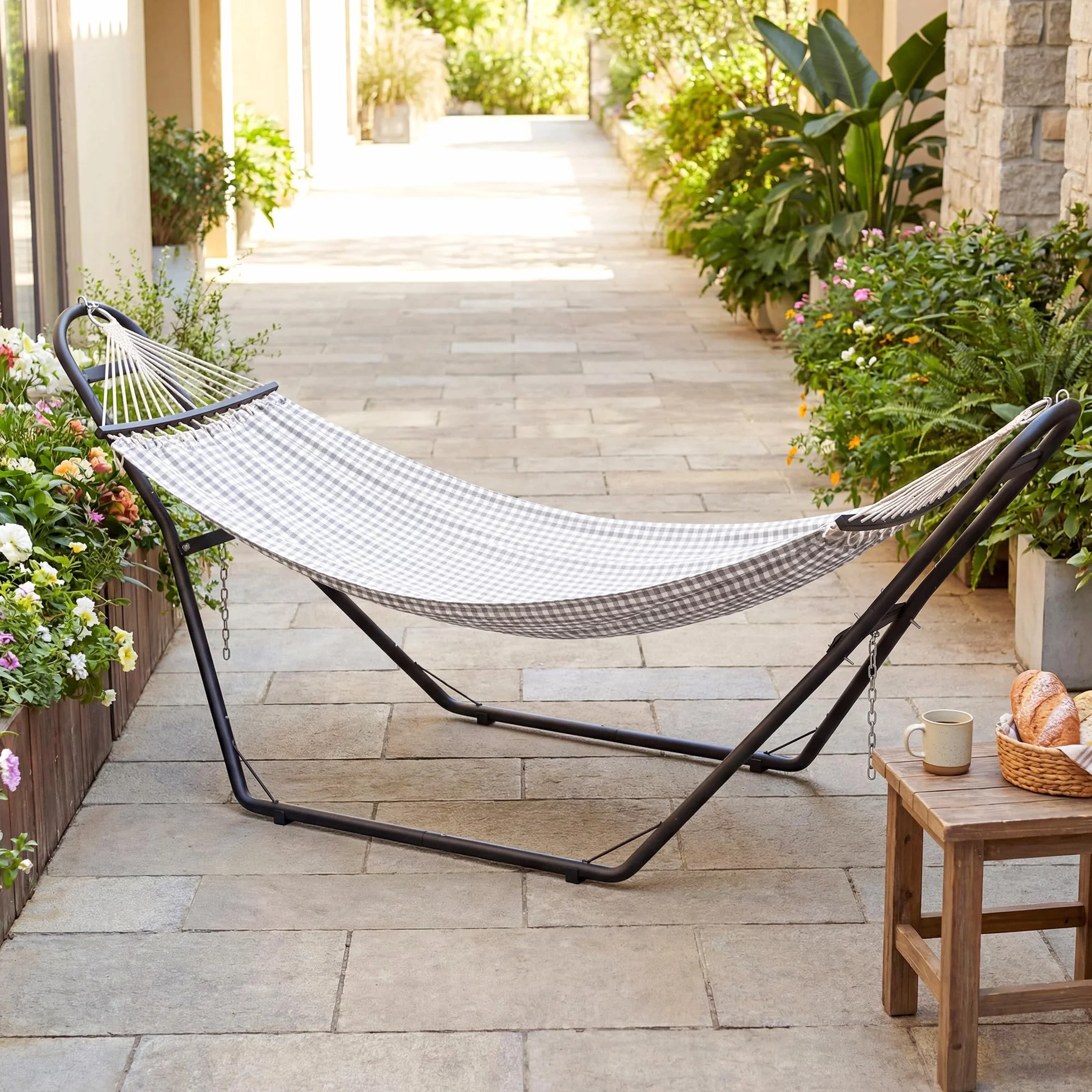 Outsunny Supporto per Amaca per 2-3 Persone, Regolabile con Piedini Antiscivolo, Sostegno per Amaca in Acciaio con Catene e Ganci a S, per Amache da 2.75-4 m, 278 cm, capacità 150 kg, Nero