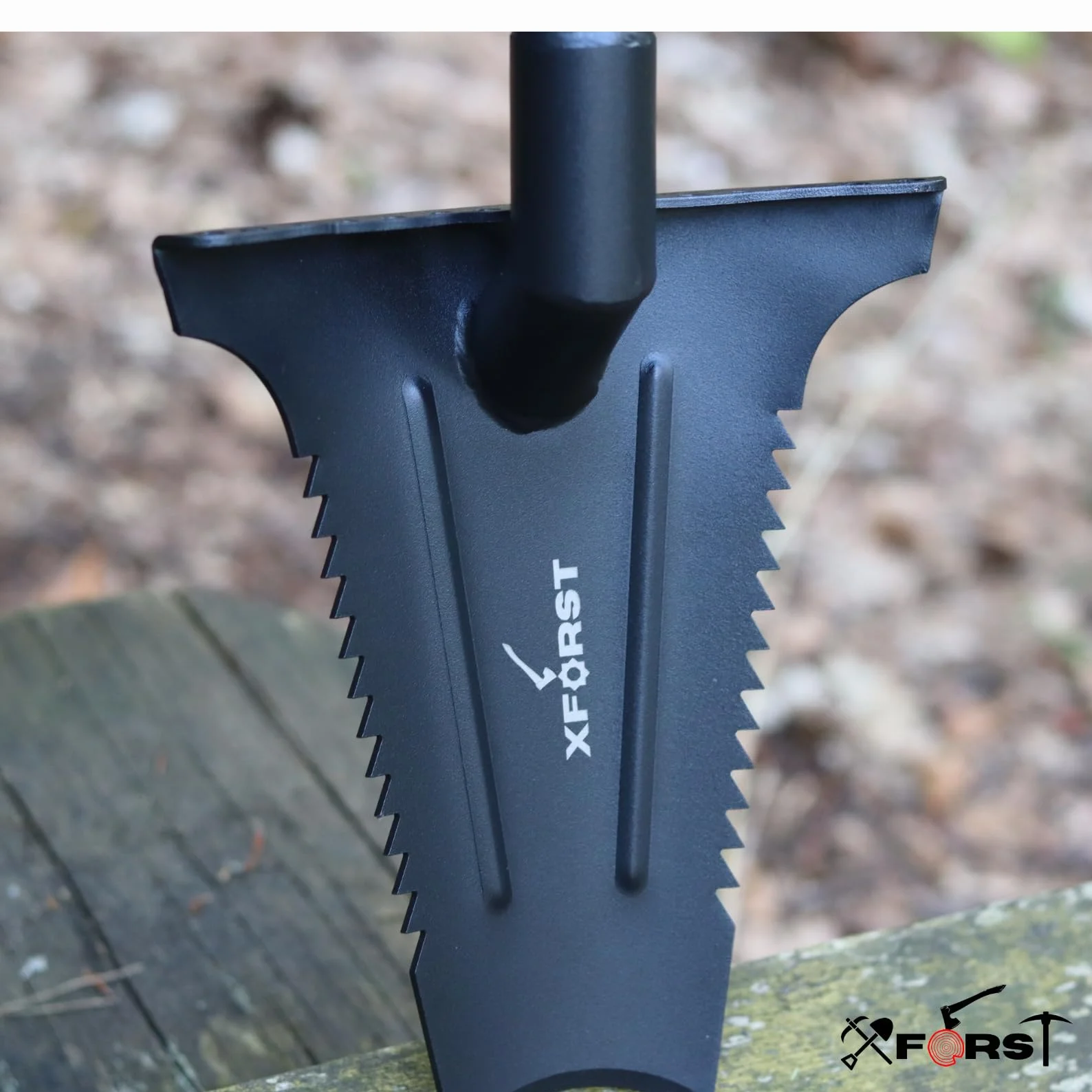 forst X-SZ2 - Pala robusta, ideale per giardinaggio e prospezione. 72 cm, 1,66 kg, lama trapezoidale affilata con denti laterali per giardinaggio, rimozione radici