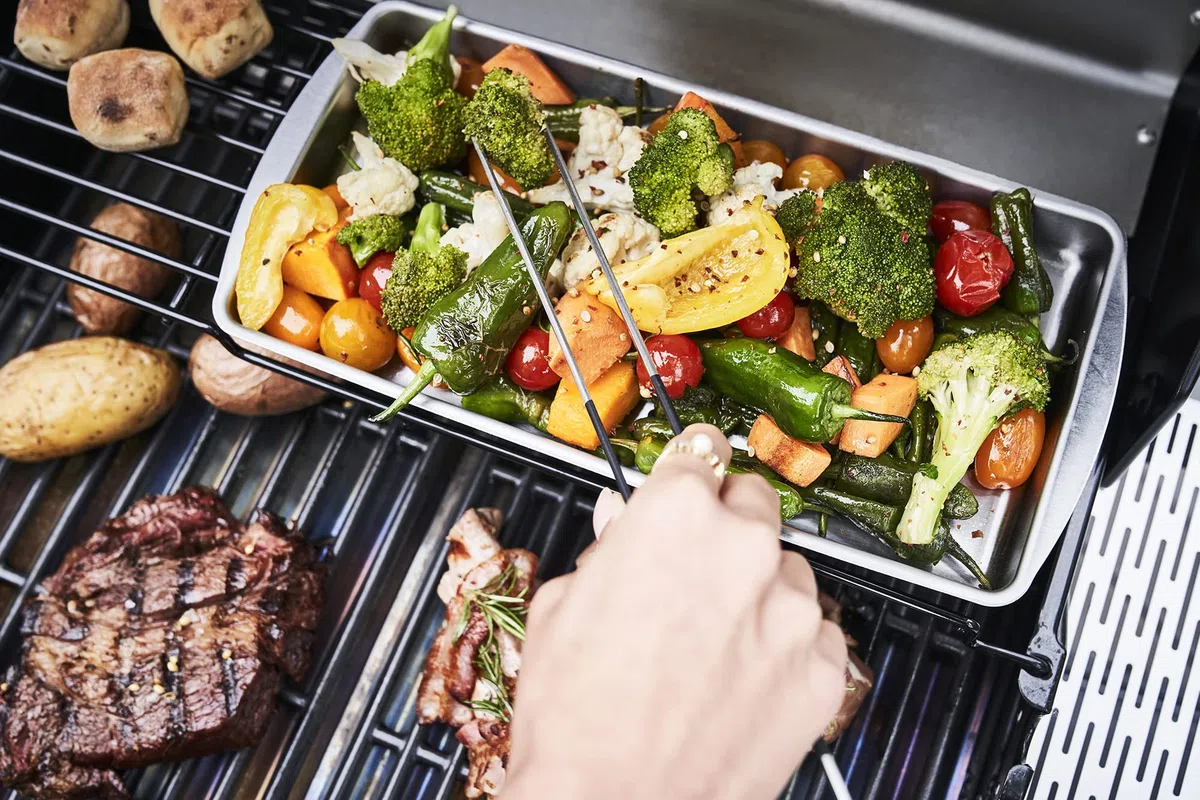 Char-Broil Advantage PRO S 3 Barbecue a gas 3 bruciatori bruciatore Sear ceramica padella grigliare