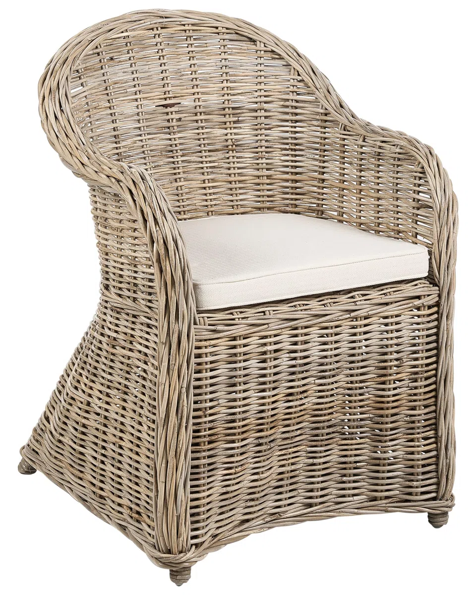 Beliani Poltrona da giardino in rattan naturale con cuscini in cotone bianco