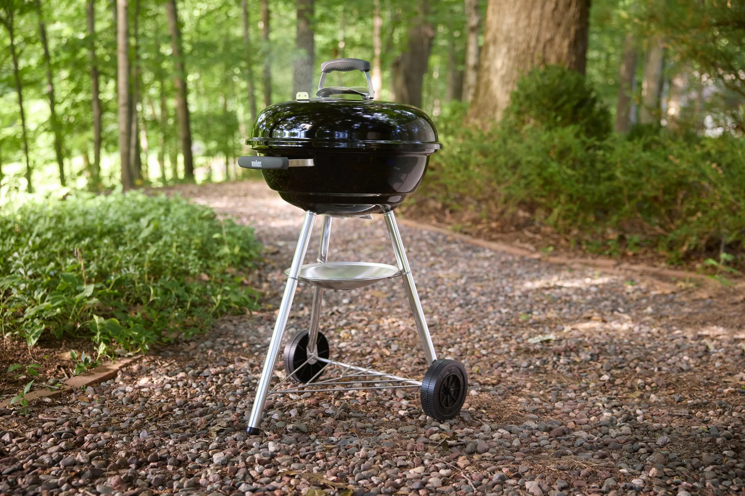 Weber Compact Kettle 47 cm Grill węglowy z termometrem i podstawą