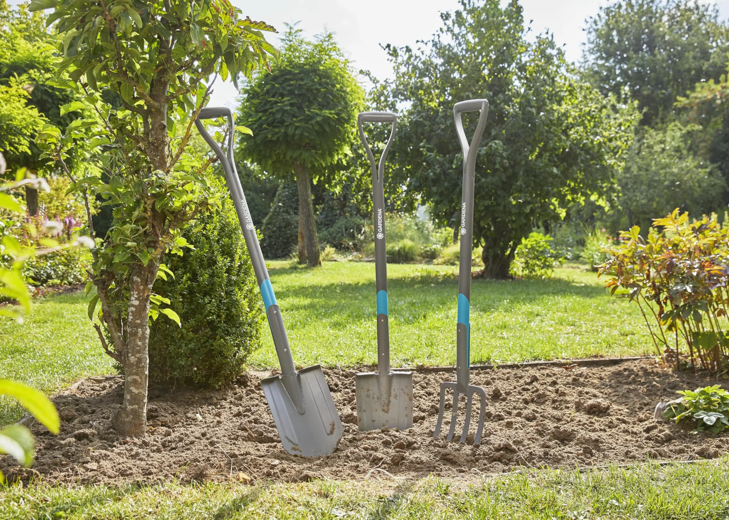 Gardena Forca Natureline: Forca per Rivoltare e Dissodare, in Frassino Certificato Fsc, Impugnatura a D Ergonomica (17002-20)