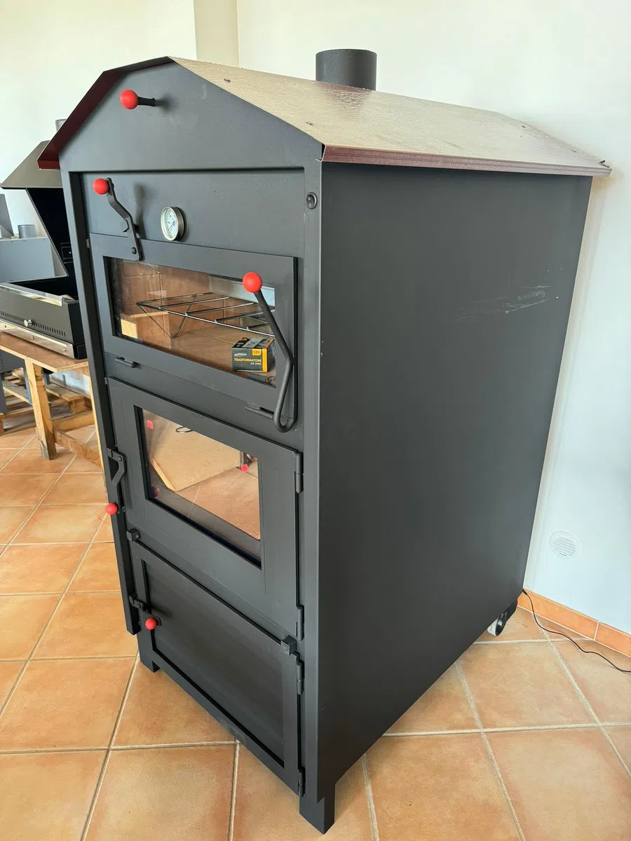 Forno a legna a cottura indiretta camera in refrattario 81x103