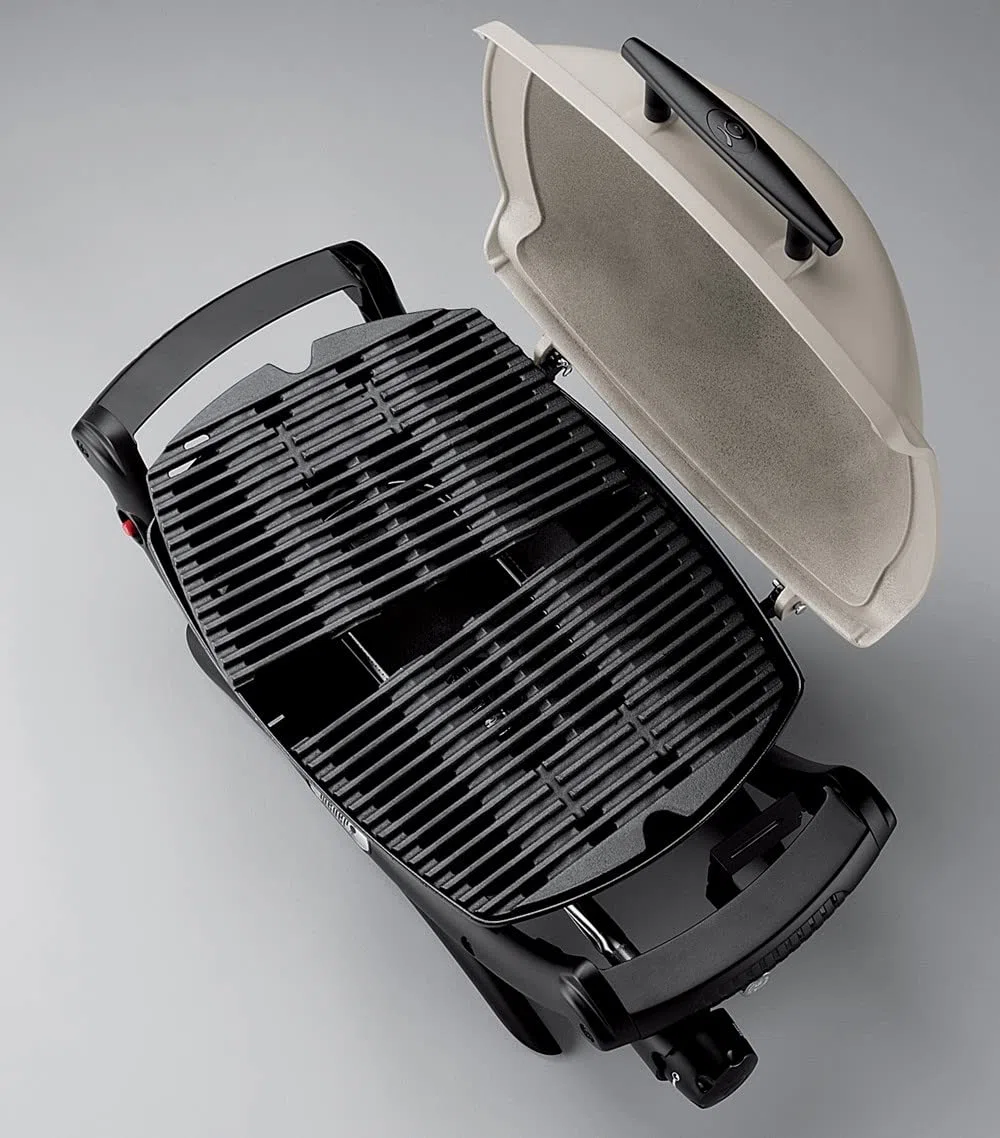 Weber Q1200 Barbecue a Gas Portatile, Griglia in Ghisa Smaltata 43 x 32 cm, Nero