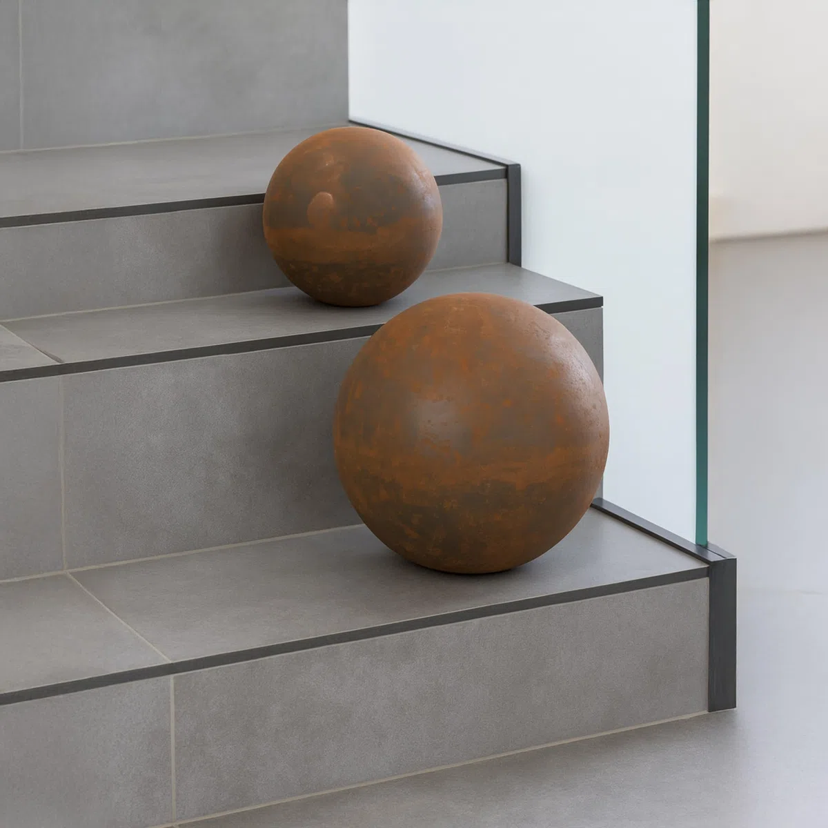 Sfera decorativa da giardino in metallo diametro 30 cm effetto ruggine