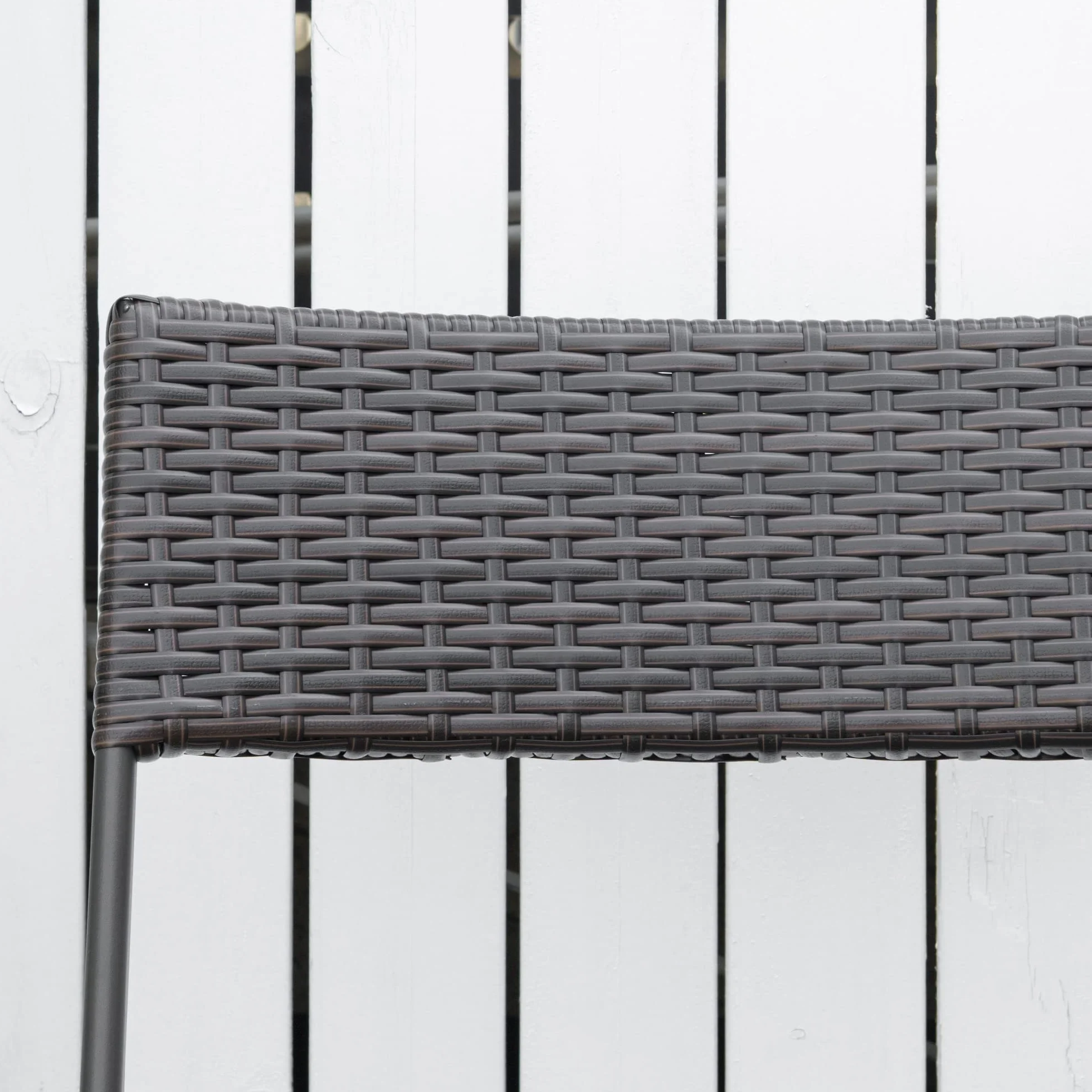 Outsunny Set da Giardino Pieghevole 3 Pezzi Rattan PE Metallo, 2 Sedie e Tavolino da Caffè, Protezione UV, Nero