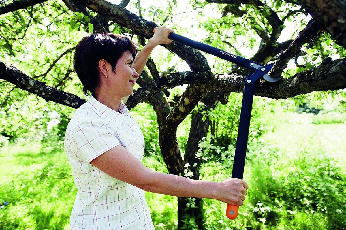 Fiskars PowerGear II Cesoie Bypass per Legno Verde, Lama Antiaderente, Taglio 5 cm, Acciaio Temprato, 70 cm, Nero/Arancione