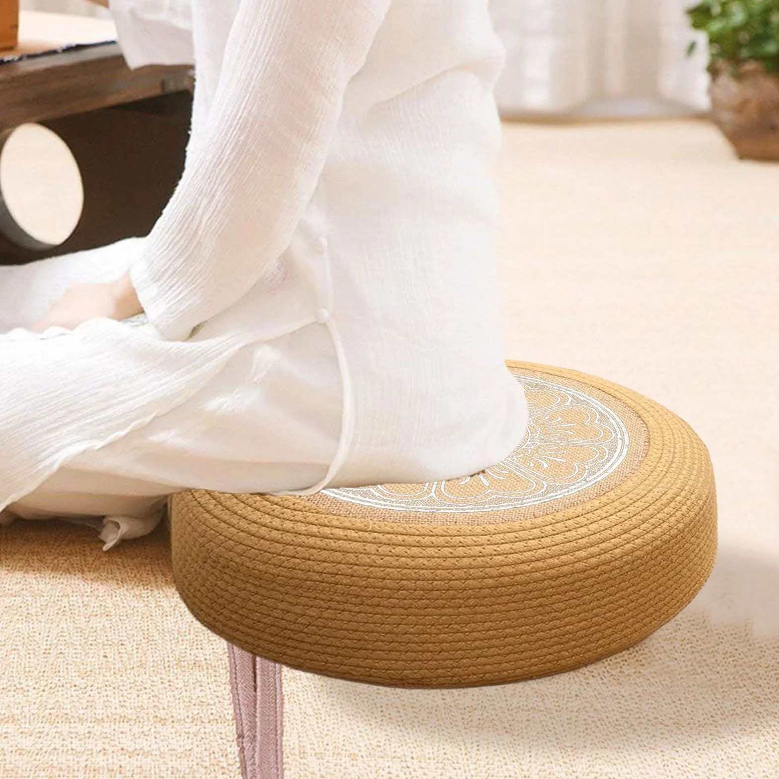 Pouf in rattan, impermeabile per esterni, 40 x 40 x 20 cm, design resistente, cuscino da pavimento in tatami intrecciato a mano per giardino rilassato, poggiapiedi versatile e seduta extra