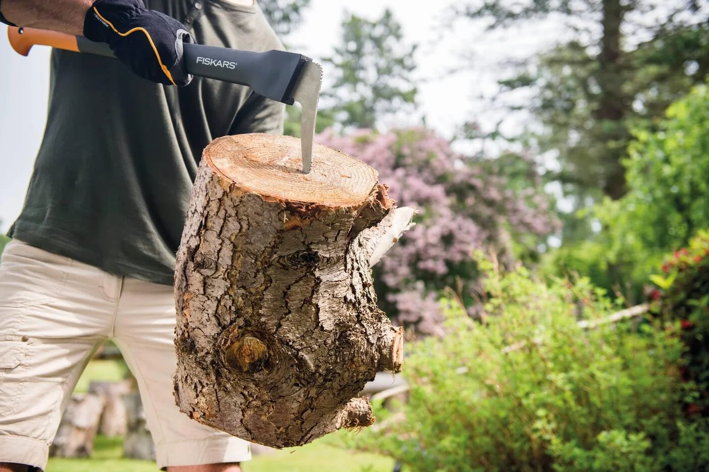Fiskars Zappino tiratronchi, Lunghezza: 78,5 cm, Lama in acciaio temprato/Manico resistente in fibra di vetro, Fodero per trasporto e conservazione incluso, Nero/Arancione, WoodXpert, XA22, 1003623