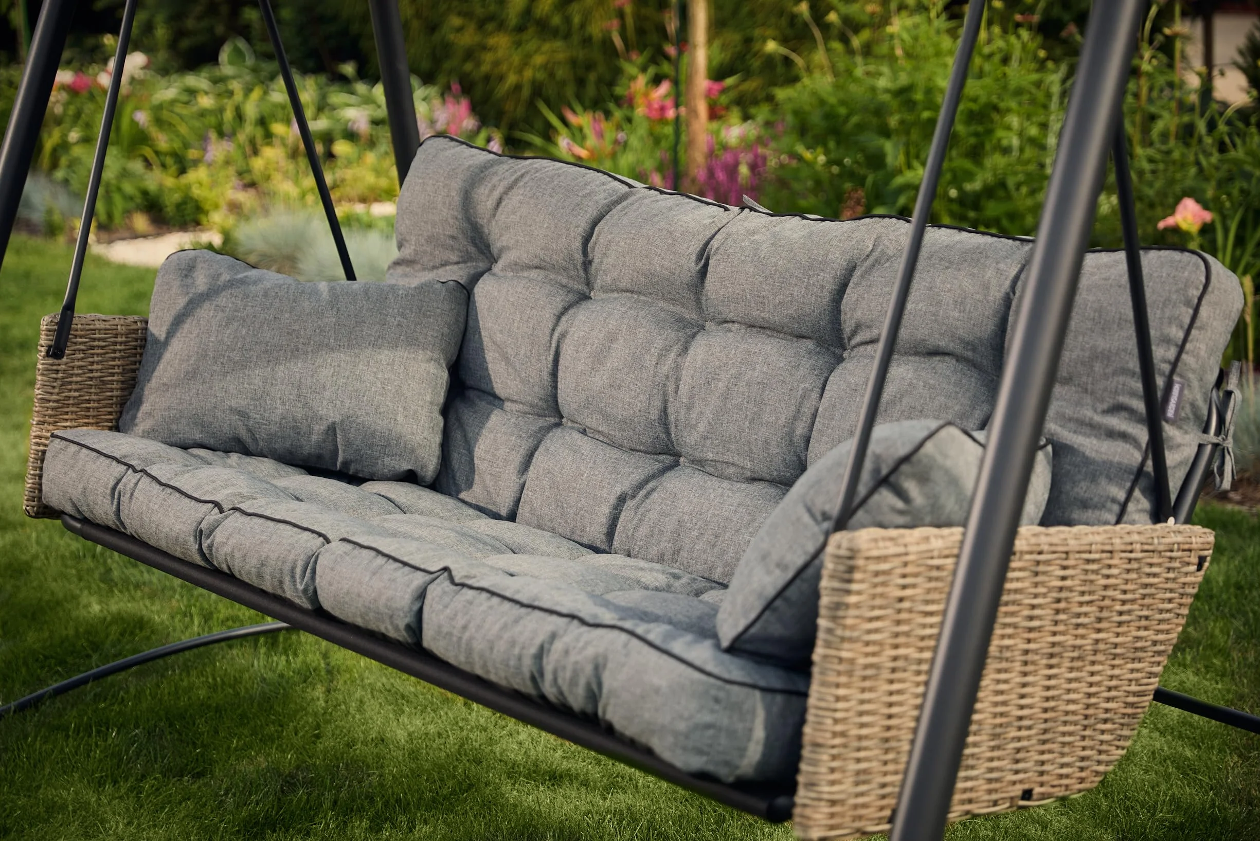 Cuscino per Panchina, Cuscino per panche da giardino a dondolo, Cuscino per panca altalena Hollywood - Cuscini Impermeabili con Cinghie di Fissaggio , incl. 2 cuscini laterali - 150 cm - marrone scuro