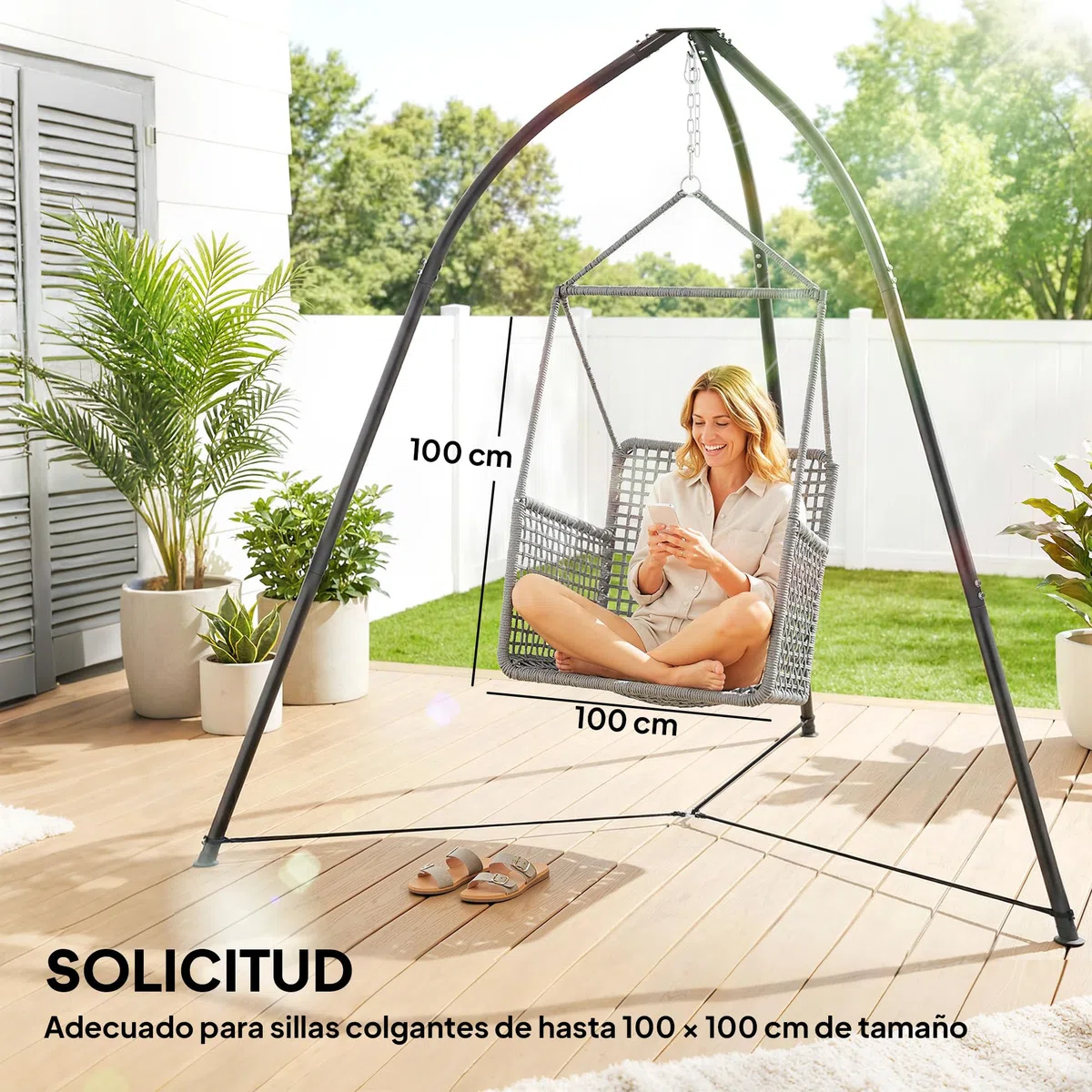 Outsunny Supporto per Sedia sospesa Triangolare Altezza 210 cm, con Catena Regolabile, Base Stabile, Resistente alle intemperie, Struttura per Sedia sospesa per Patio, Giardino, carico 150 kg, Nero