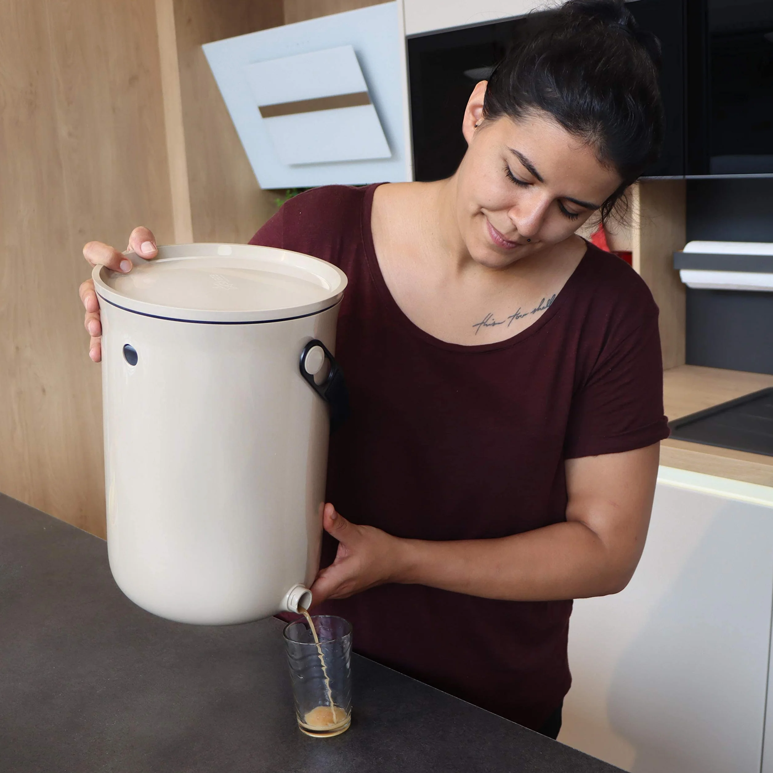 Skaza Bokashi Organko 2 (9.6 L) Compostiera per Cucina in plastica Riciclata | Starter Set con Miscela di fermentazione Bokashi Organko 1 kg (Crema-Bianco)