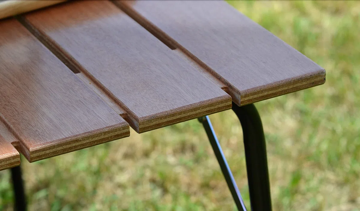 CASTELMERLINO 280 Tavolo gambe pieghevoli Outdoor camping terrazzo piano in Compensato Marino di Okumè cm 100 x 60