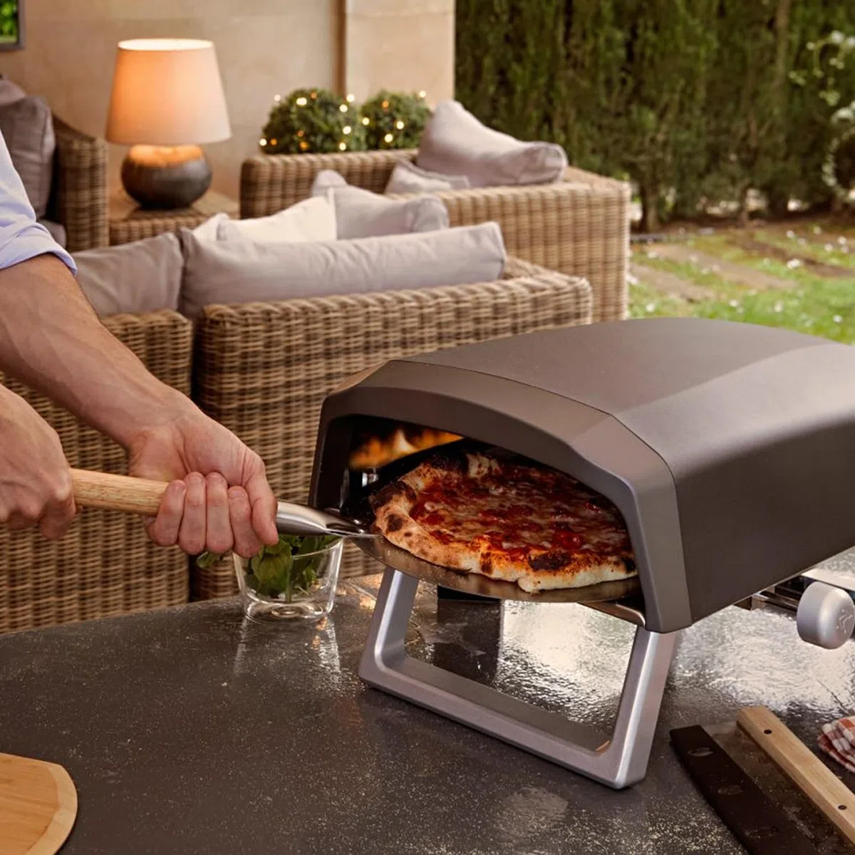 Avilia Forno Pizza a Gas 4000W 64x44x31,5cm Acciaio Inox Doppio Bruciatore Piatto Rotante 360°