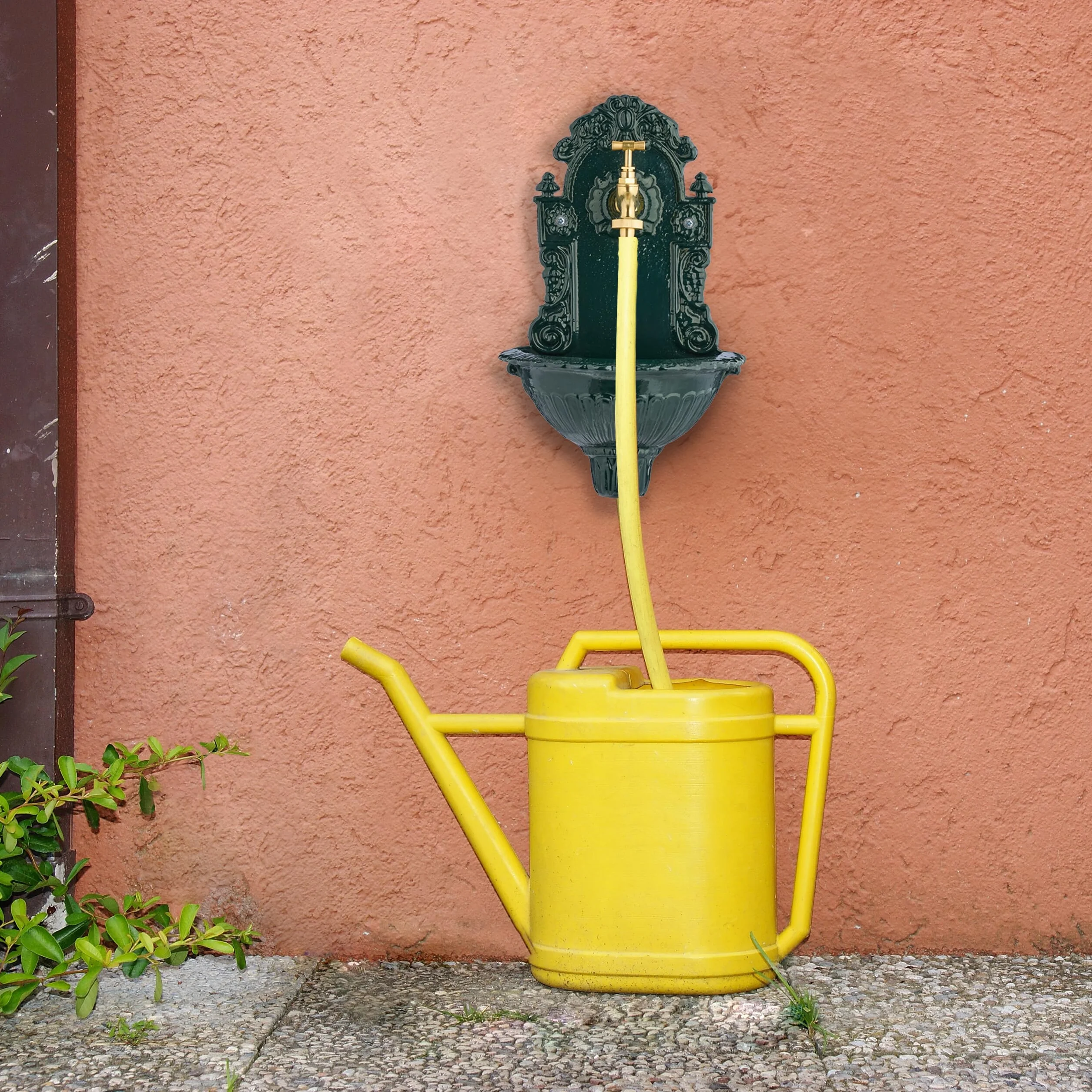 Relaxdays Fontana a Muro da Esterno, Fontanella Giardino, Vaschetta Rubinetto, Alluminio, HLP: 40x24,5x15 cm, Verde Oro