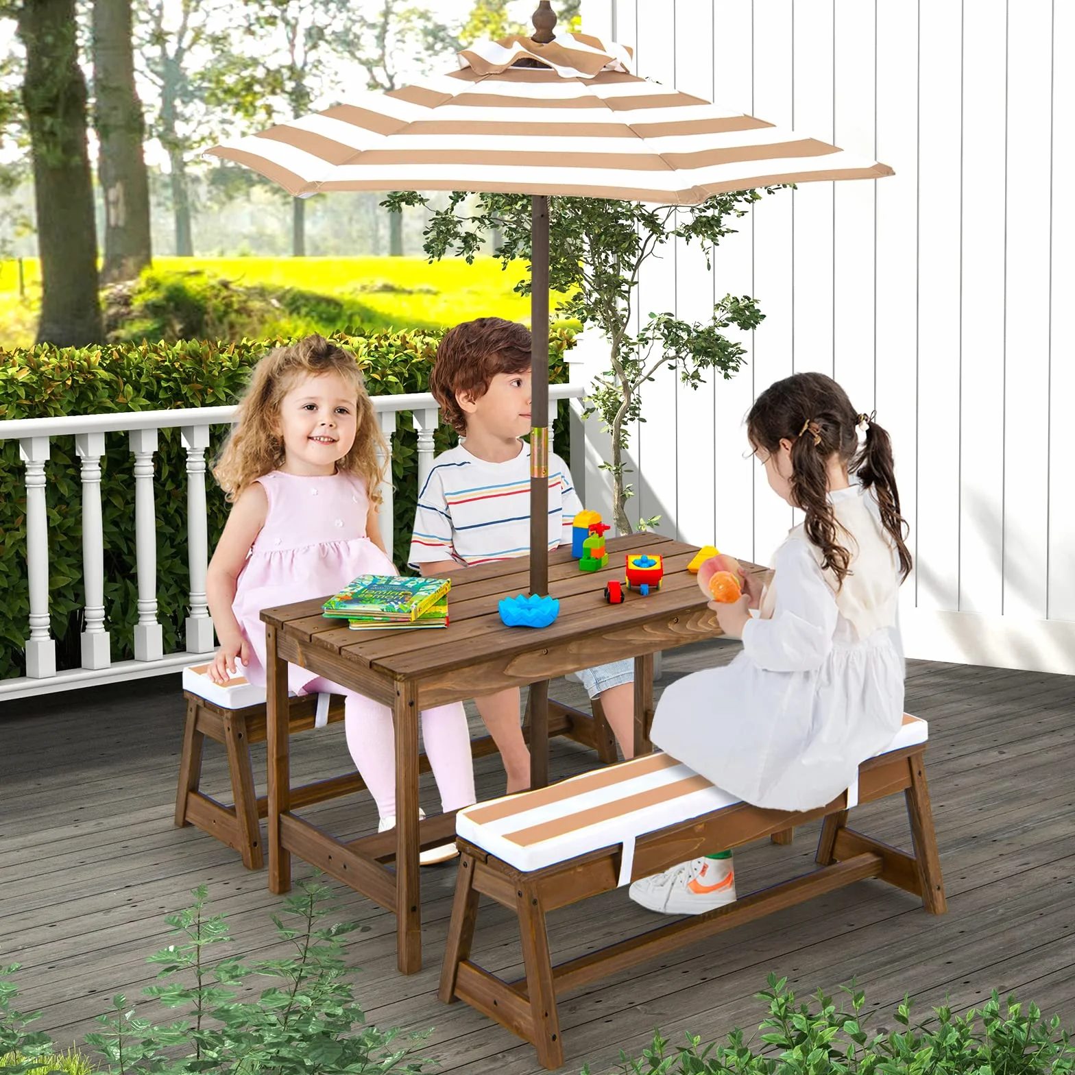 COSTWAY Tavolo da Picnic per Bambini con Parasole Pieghevole, Set Tavolo e Panca in Legno con Cuscini, Marrone