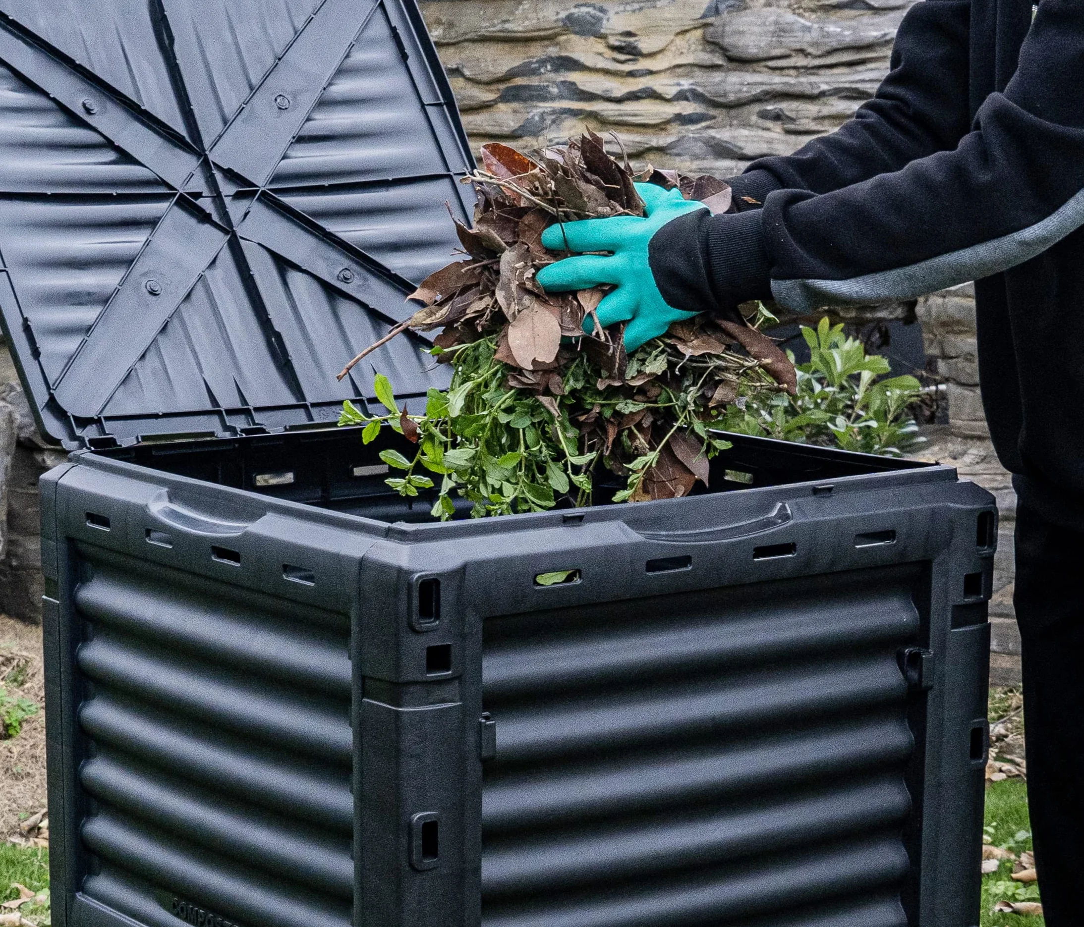 Linea Garden Friend Composter 300 Lt Polipropilene Resistente alle Intemperie Verde