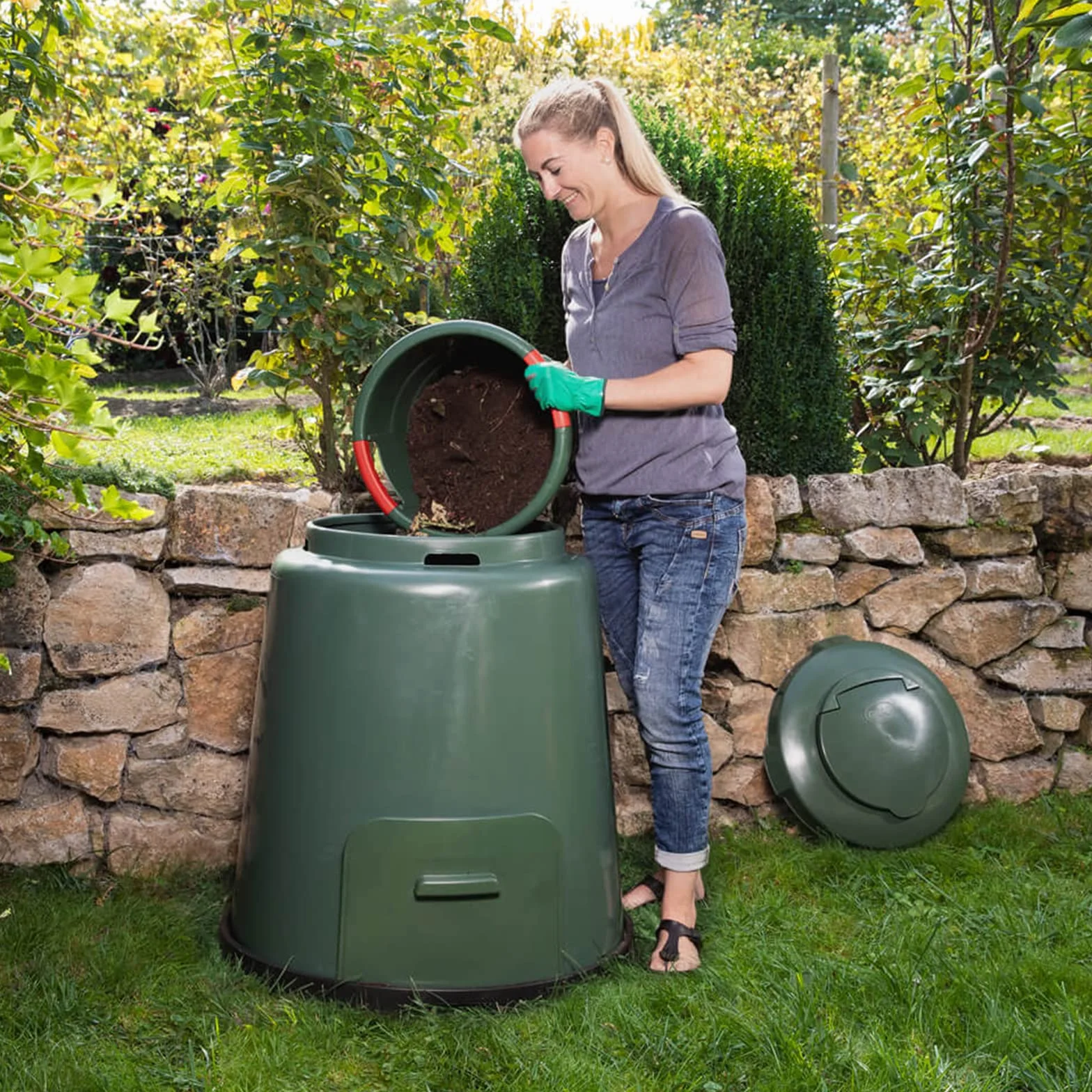 Contenitore Composter 'Circolare' Apertura Superiore E Inferiore per Prelievo Terriccio.