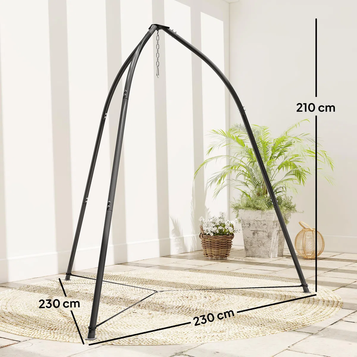 Outsunny Supporto per Sedia sospesa Triangolare Altezza 210 cm, con Catena Regolabile, Base Stabile, Resistente alle intemperie, Struttura per Sedia sospesa per Patio, Giardino, carico 150 kg, Nero