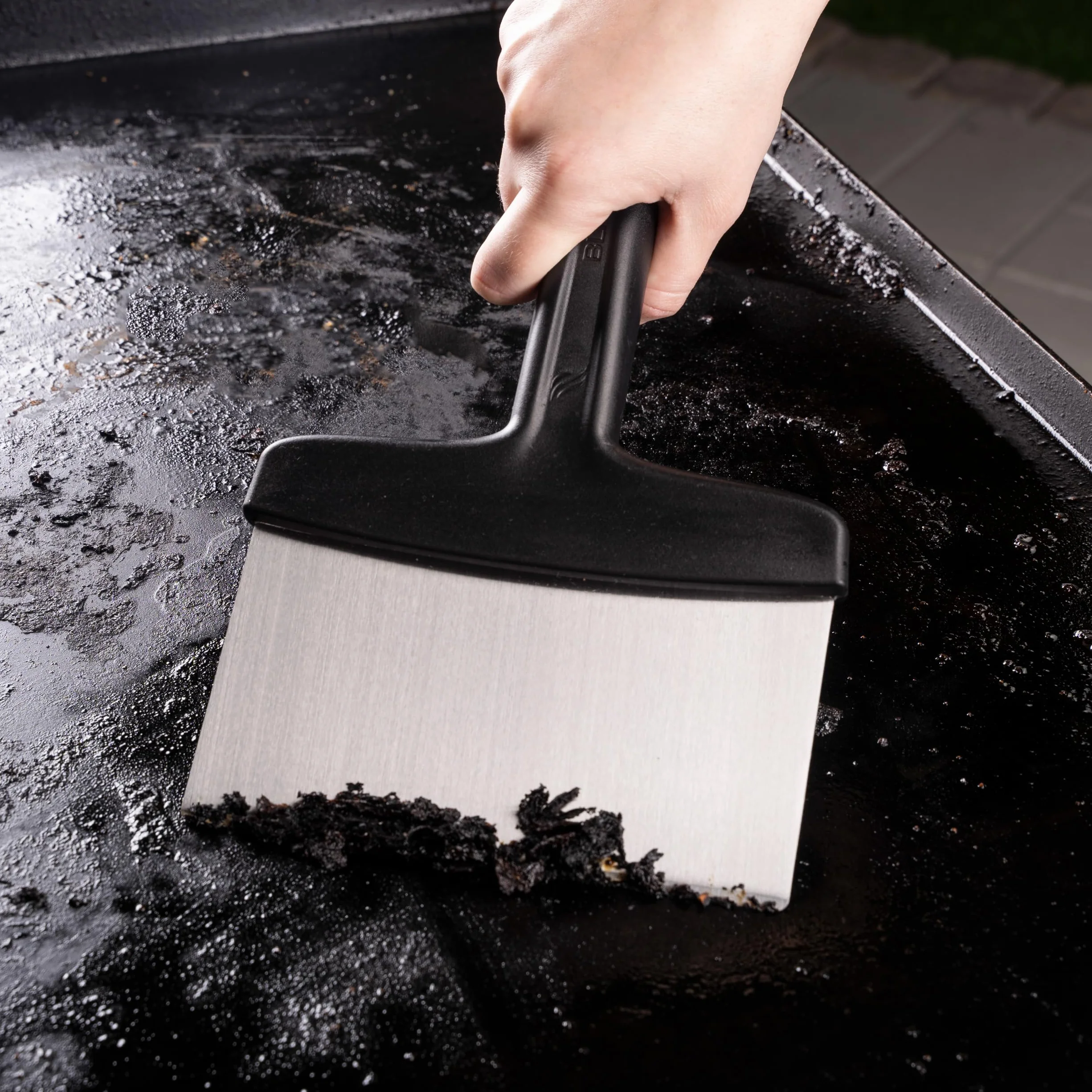 Blackstone 5060 - Kit professionale per la pulizia della piastra, 8 pezzi, in acciaio inox, nero