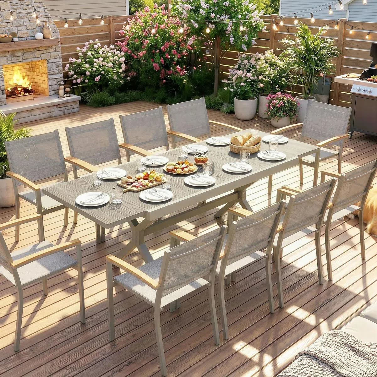 Outsunny Tavolo da Giardino Allungabile per 8-10 Persone 154/214x85cm, Tavolo da Pranzo Estensibile Esterno Alluminio Piano Effetto Legno, Gambe a X Acciaio per Patio Terrazzo Balcone, Grigio Argento