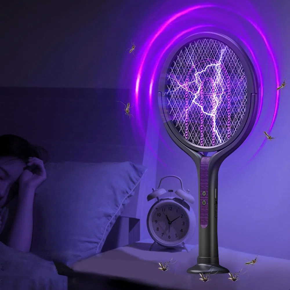 Scacciamosche elettrico 2800V 6 in 1 con testa rotante ricaricabile asta telescopica trappola insetti USB
