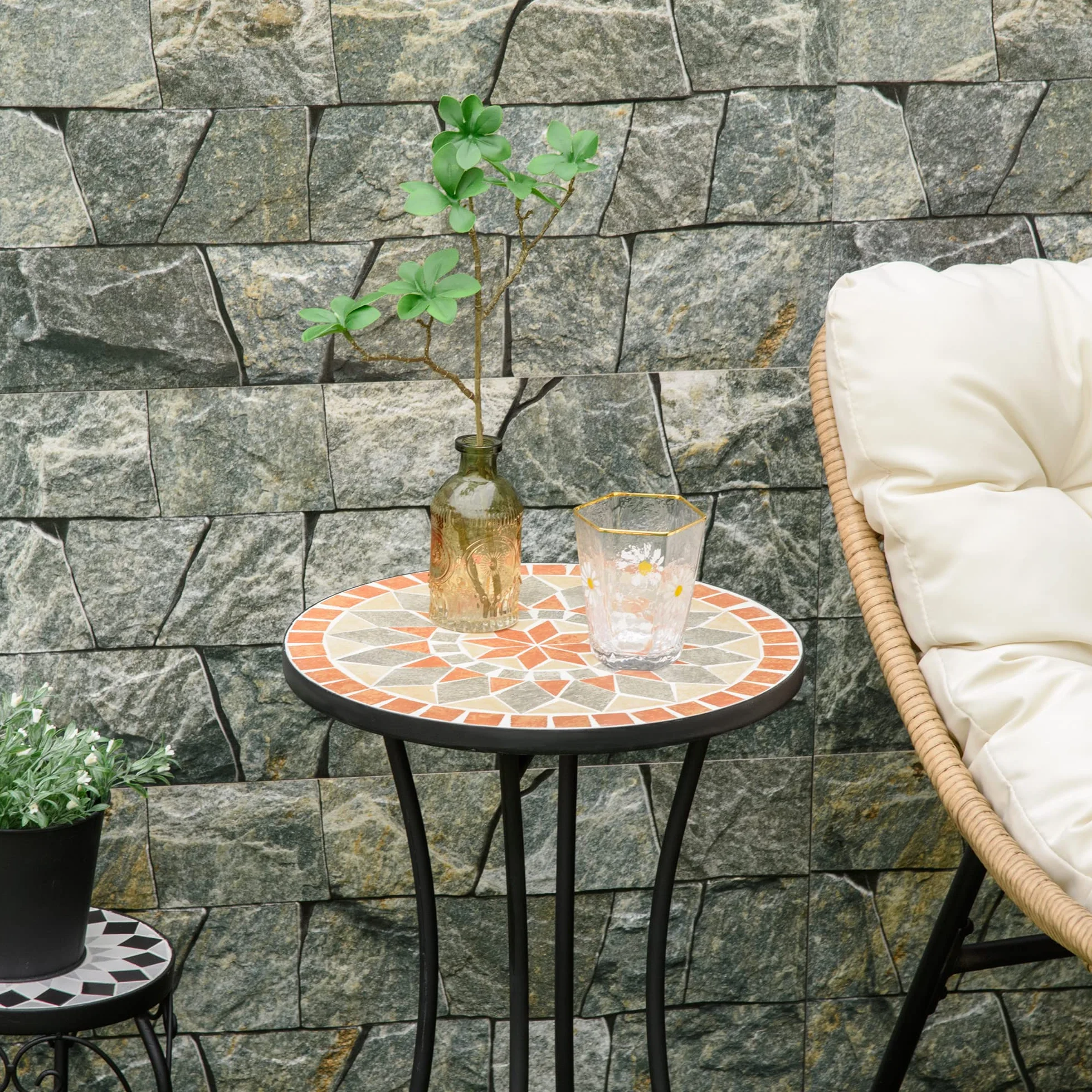 Outsunny Tavolino da Giardino Rotondo Ø35.5x53.5 cm Ceramica Mosaico Metallo Nero Giallo Grigio Bianco