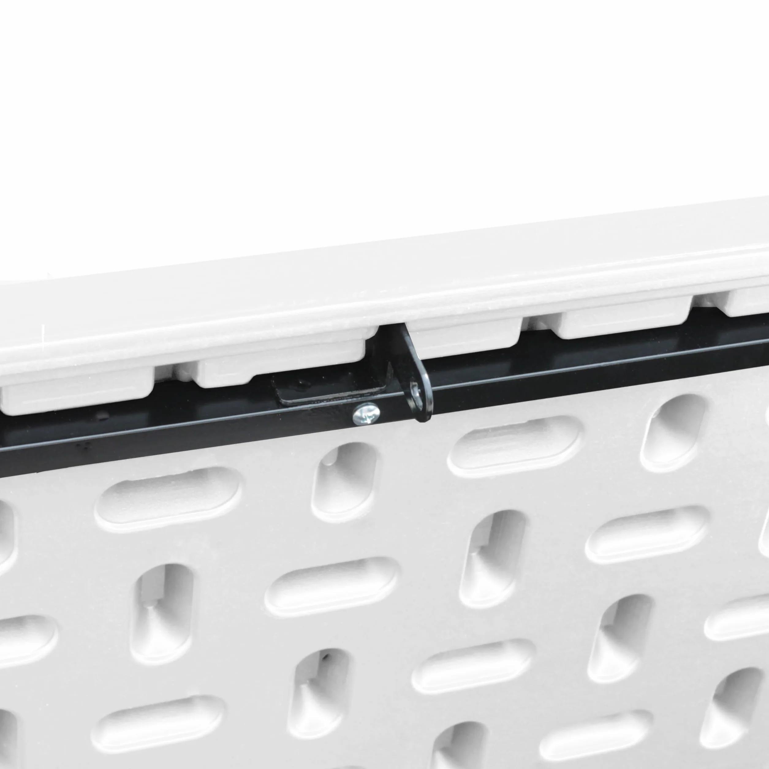 Baule da Esterno Impermeabile in Resina Cassapanca Contenitore XXL con Pistoni Bianco 113x58x58 cm