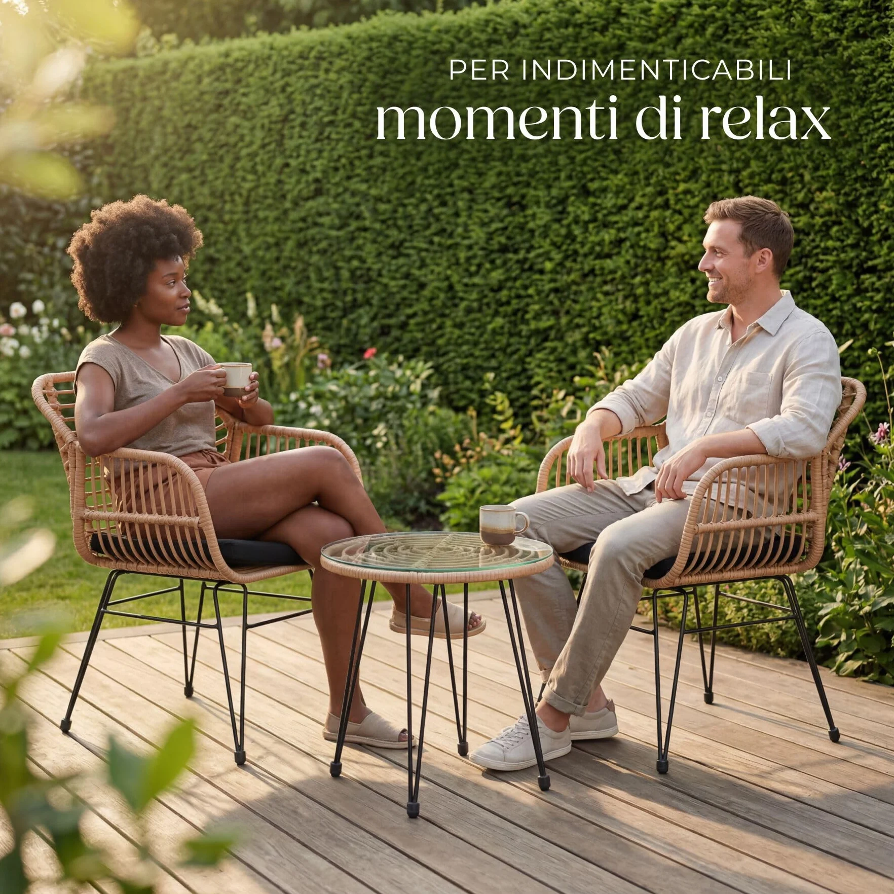 tectake Salottino in Rattan Set da Balcone 3 Pezzi 2 Sedie 120 kg Tavolo Vetro Sicuro Resistente Intemperie Terrazza Giardino Piedini Regolabili