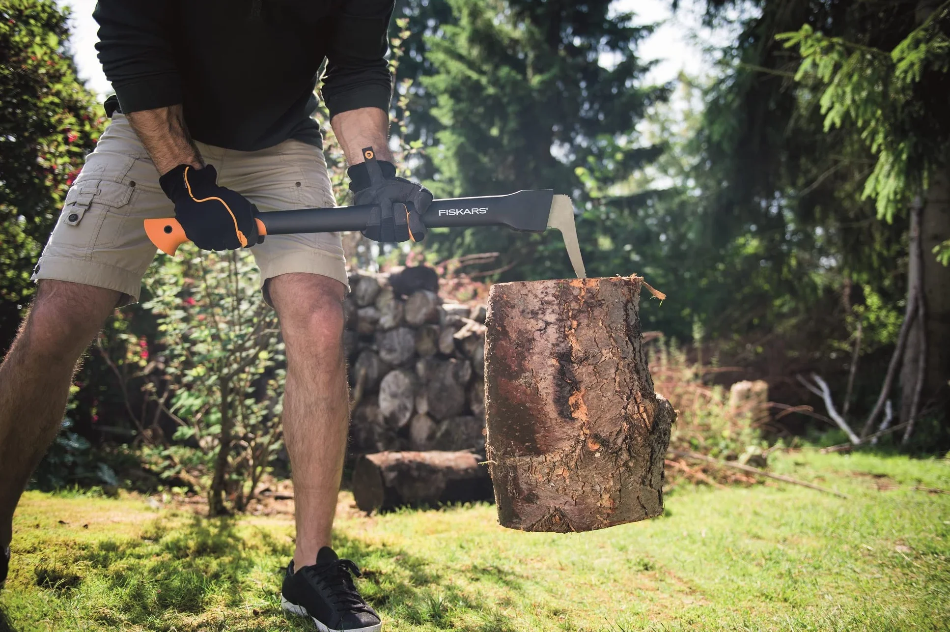 Fiskars Zappino tiratronchi, Lunghezza: 78,5 cm, Lama in acciaio temprato/Manico resistente in fibra di vetro, Fodero per trasporto e conservazione incluso, Nero/Arancione, WoodXpert, XA22, 1003623