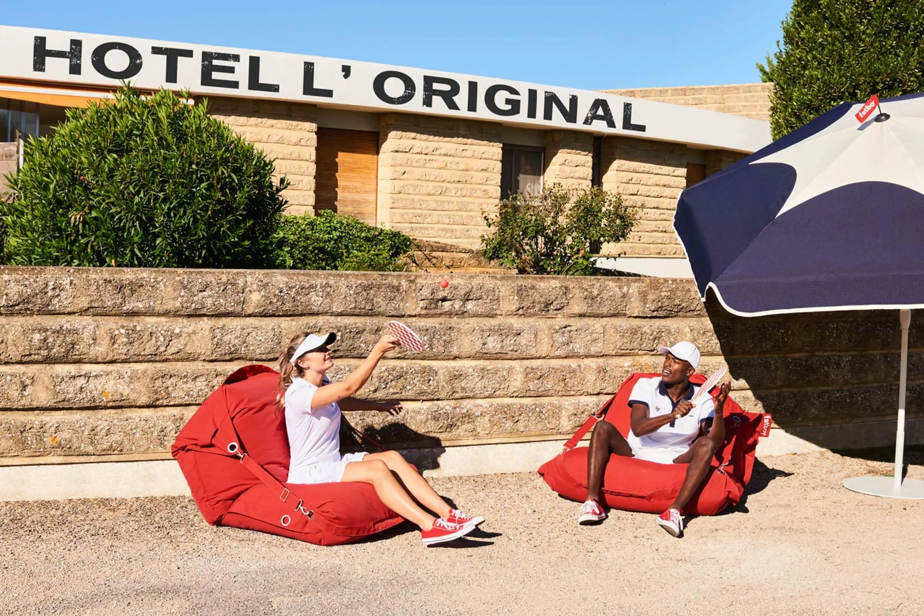Fatboy Buggle up Outdoor Poltrona a Sacco Per due persone -Pouf classico per esterni - 180 x 140 cm - fabric idrorepellente - rosso