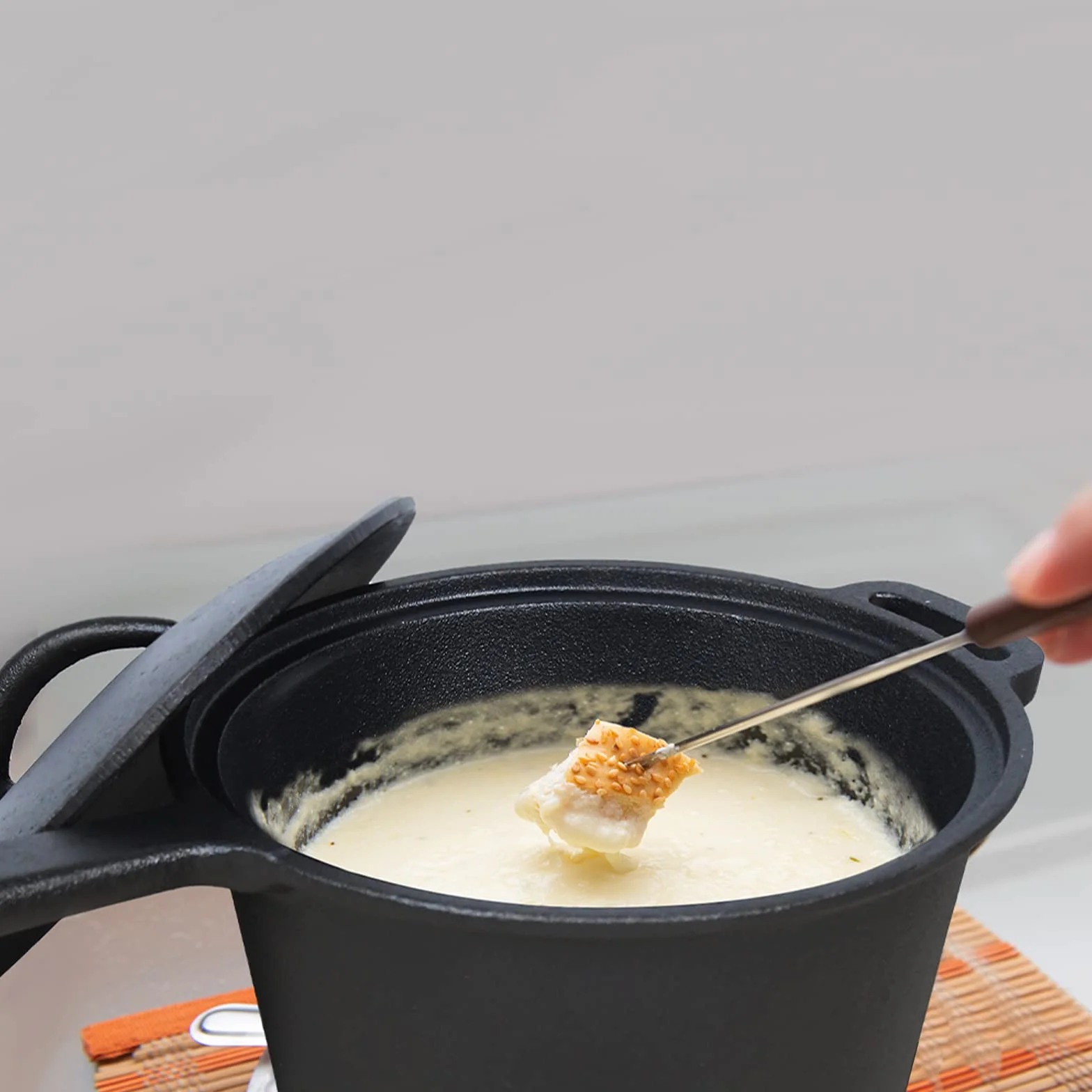 UISEBRT Dutch Oven Set in scatola di legno - Set Forno Olandese con forno olandese, molti accessori in Ghisa, già cotto, con Dutch Oven, padella e coperchio