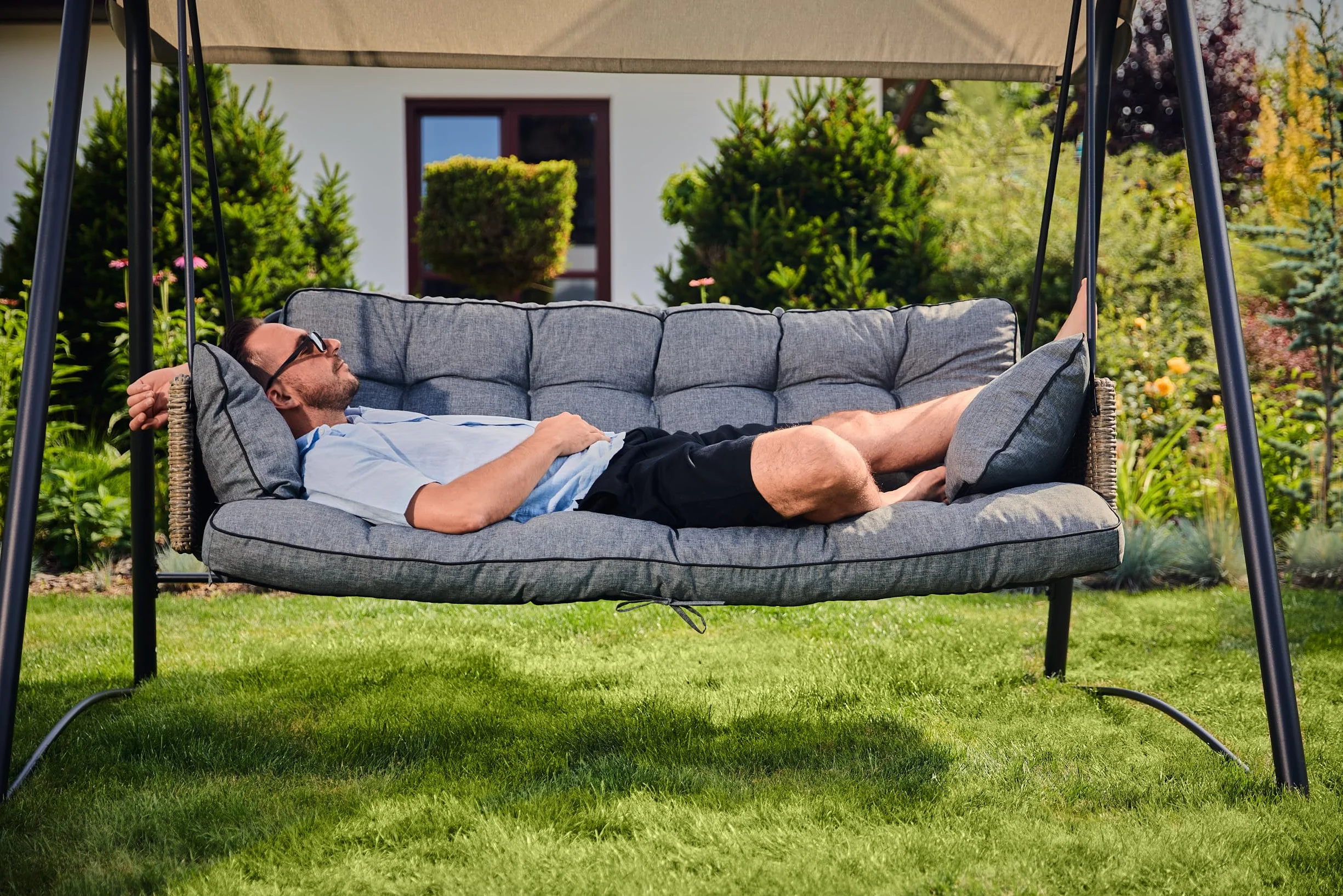 Cuscino per Panchina, Cuscino per panche da giardino a dondolo, Cuscino per panca altalena Hollywood - Cuscini Impermeabili con Cinghie di Fissaggio , incl. 2 cuscini laterali - 150 cm - marrone scuro
