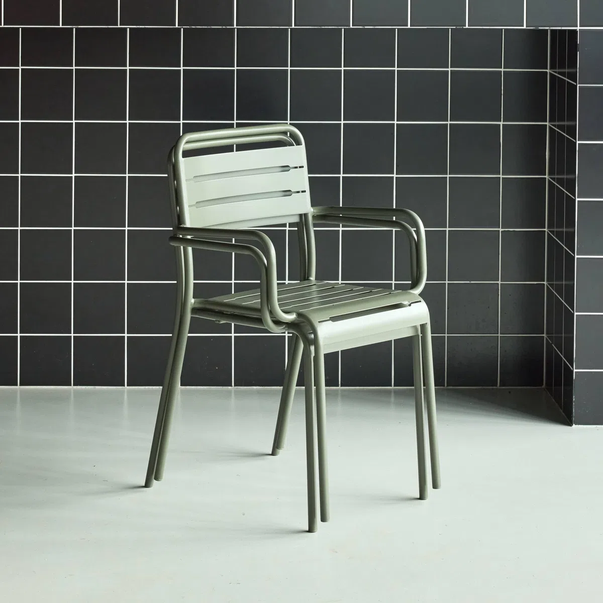sweeek Set 2 sedie da Giardino bistrot in Acciaio Verde Kaki 50.4x53x79.5 cm