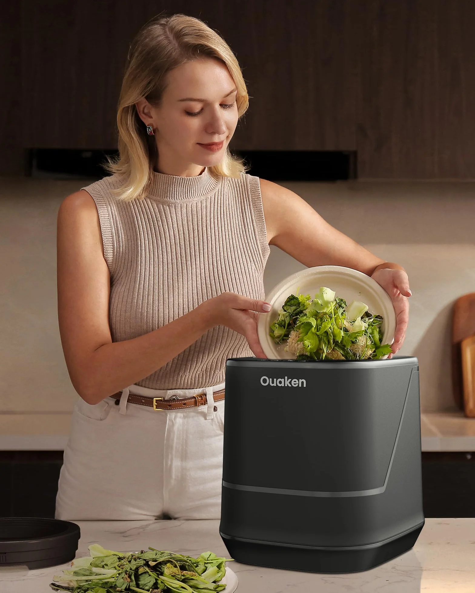 Composter Elettrico da Cucina 4L, Intelligente, Silenzioso, Autopulente, Trasforma Rifiuti in Fertilizzante, Nero