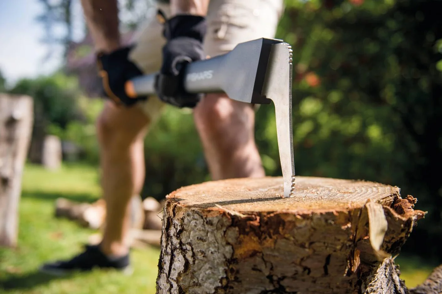 Fiskars Zappino tiratronchi, Lunghezza: 78,5 cm, Lama in acciaio temprato/Manico resistente in fibra di vetro, Fodero per trasporto e conservazione incluso, Nero/Arancione, WoodXpert, XA22, 1003623