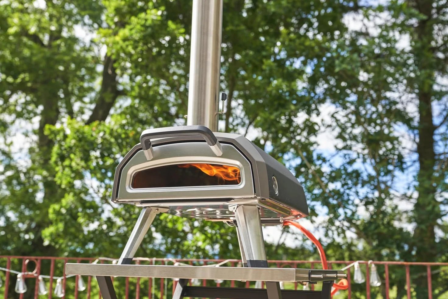 Ooni Karu 2 Forno Pizza Multicombustibile A Legna e Carbone 500°C 60 Secondi Termometro Integrato