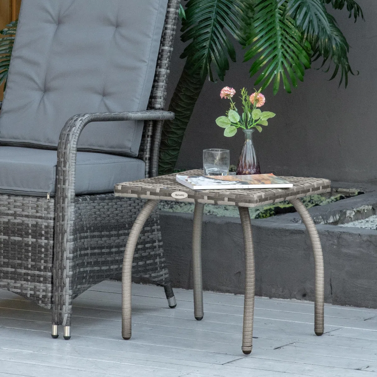Outsunny Tavolino in Rattan Sintetico da Esterno, Giardino, Terrazzo Impermeabile Grigio 45x45x44cm