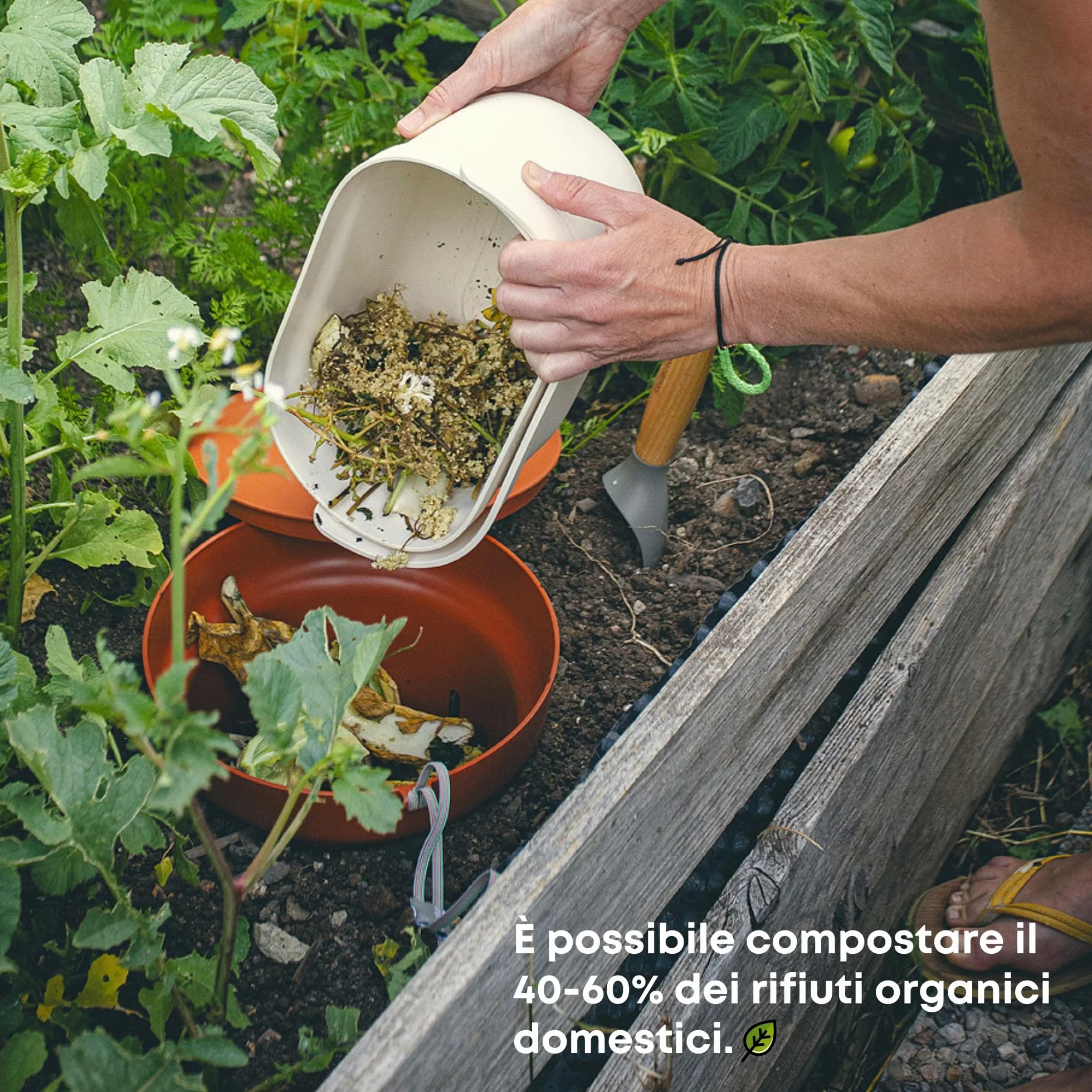 Lombricompostiera 12 L Composter per Letti Rialzati, Secchio da Esterno con Coperchio, Plastica Riciclata Terracotta