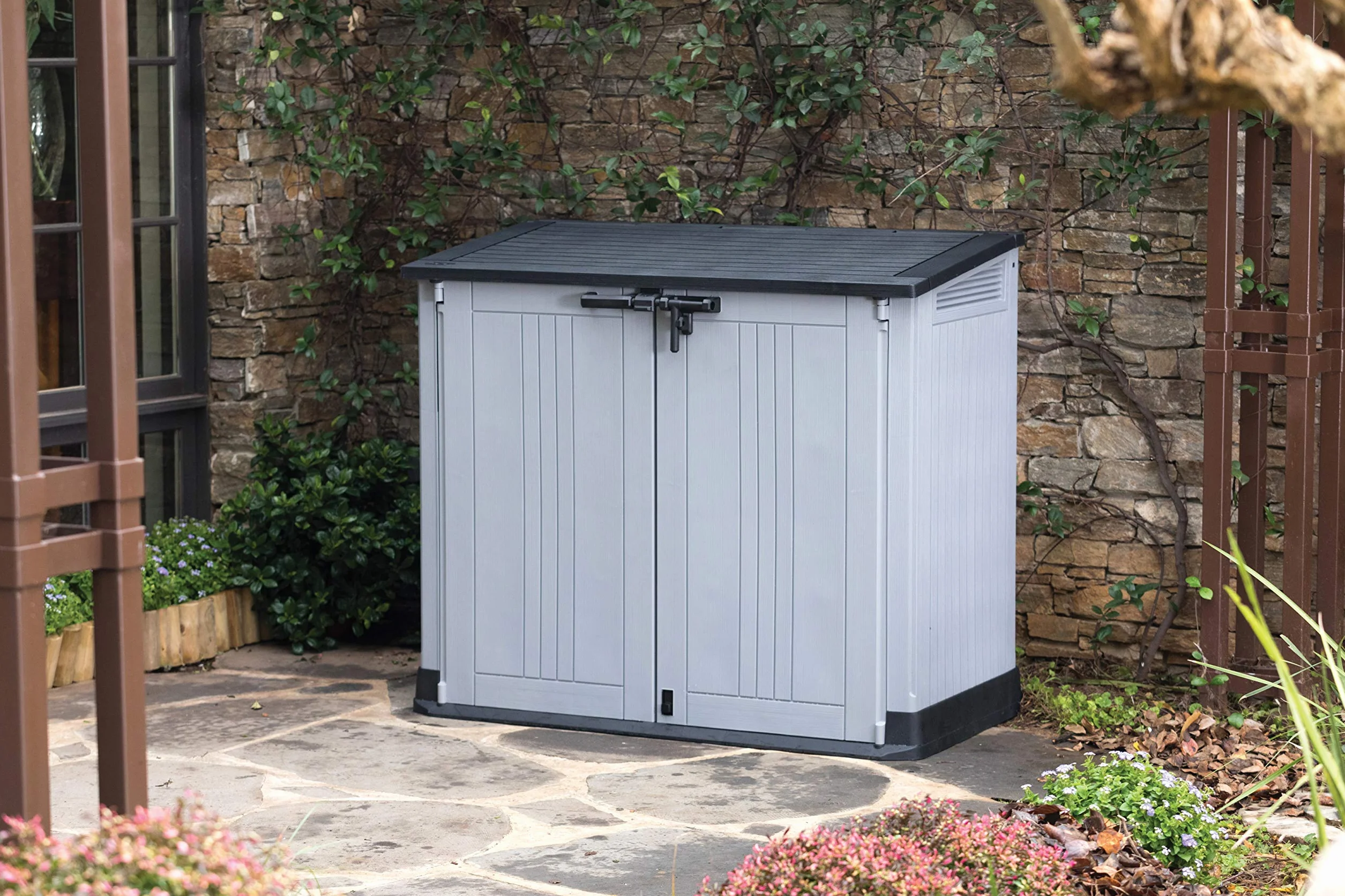 Keter Porta Attrezzi da Esterno Store-It-Out Nova 880 L 132x71,5x113,5H cm Grigio/Nero