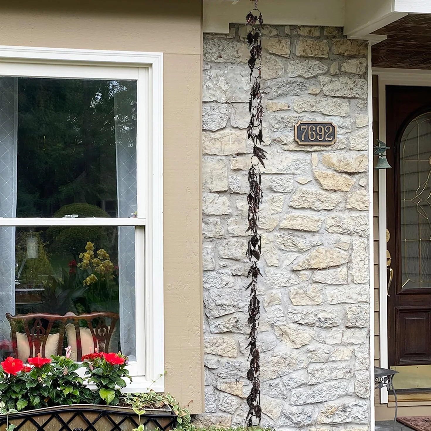 Catena per Pioggia da 2,5 m, con Foglie per grondaie e pluviali, Catene Decorative per Esterni, in Metallo, per grondaie, per Decorare la casa e Il Giardino, Rame Anticato